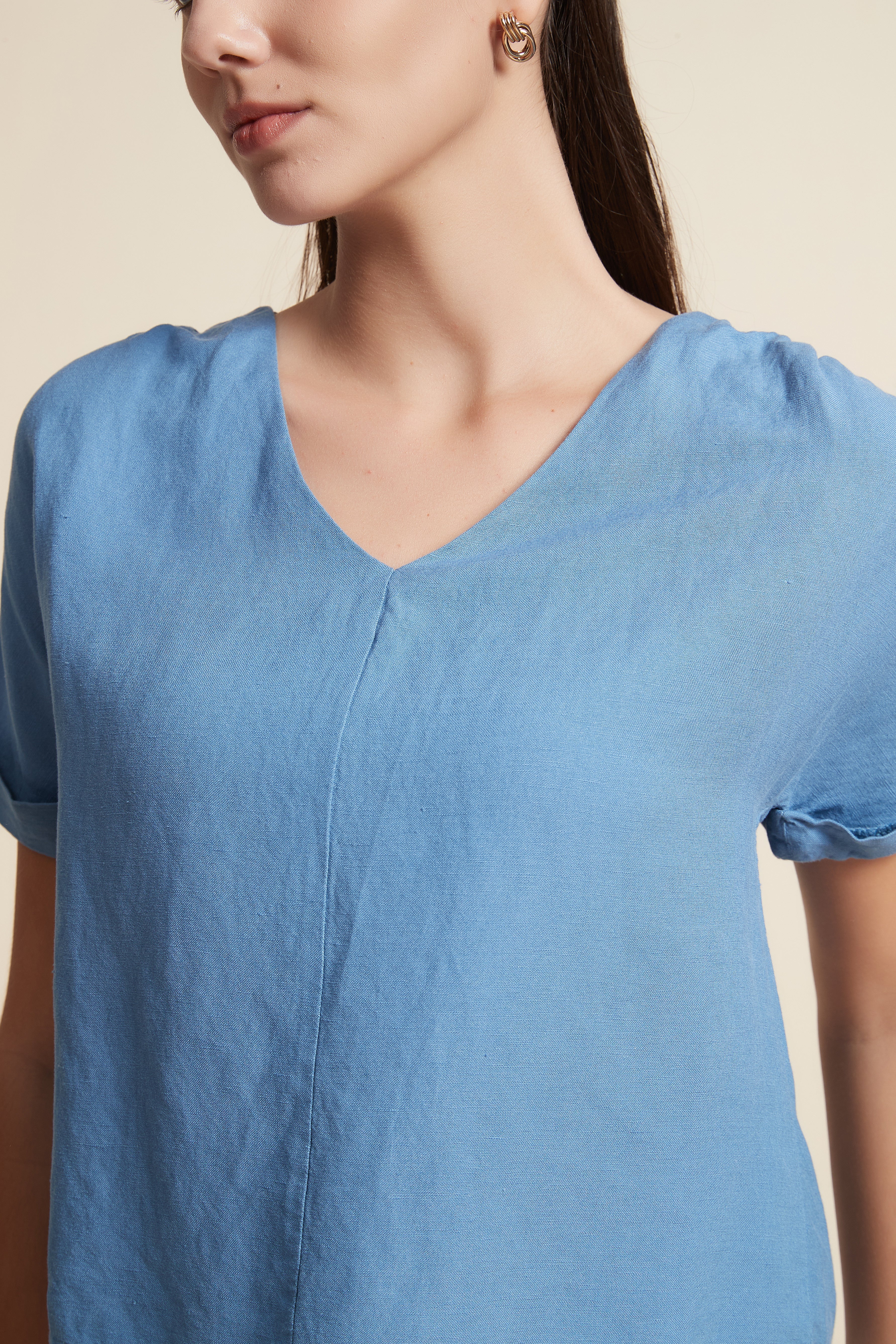 V-Neck Short Sleeve Crop Top