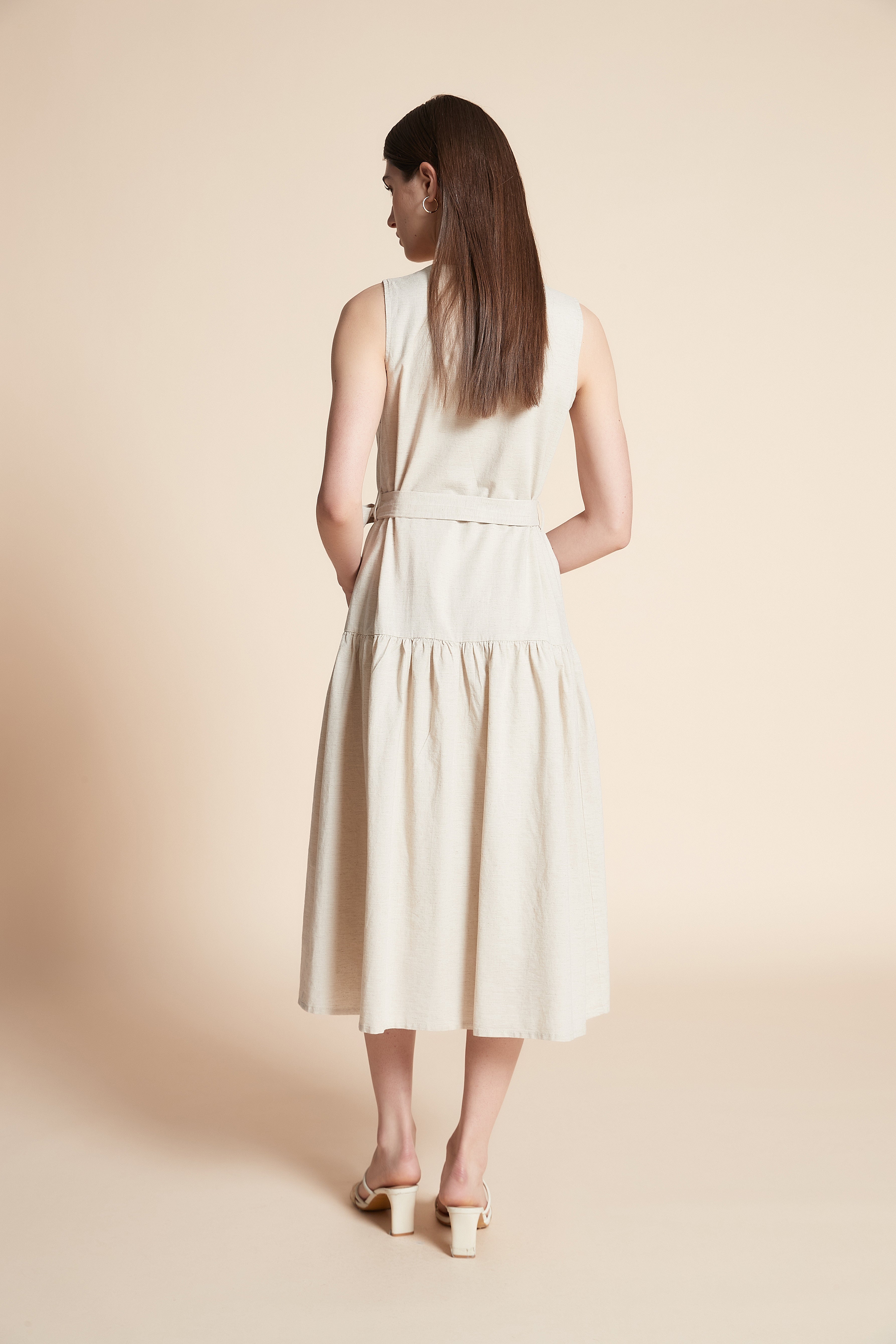Solid Midi Sleeveless Dress with Belt
