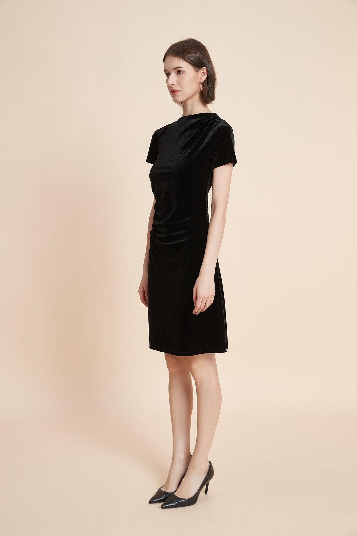 Short Velvet Half Sleeve Dress