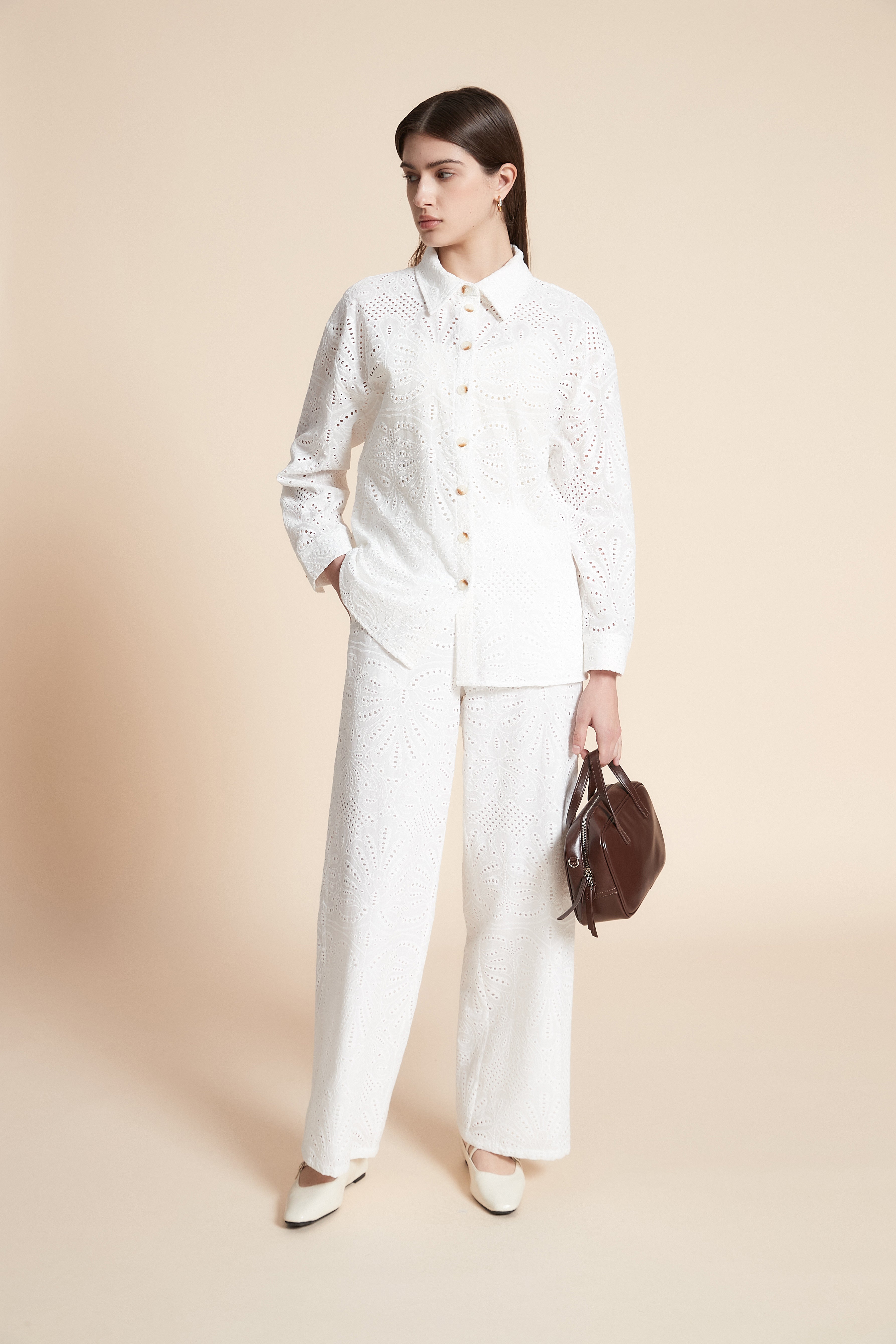 قميص طويل منقوش مخرم كم طويل