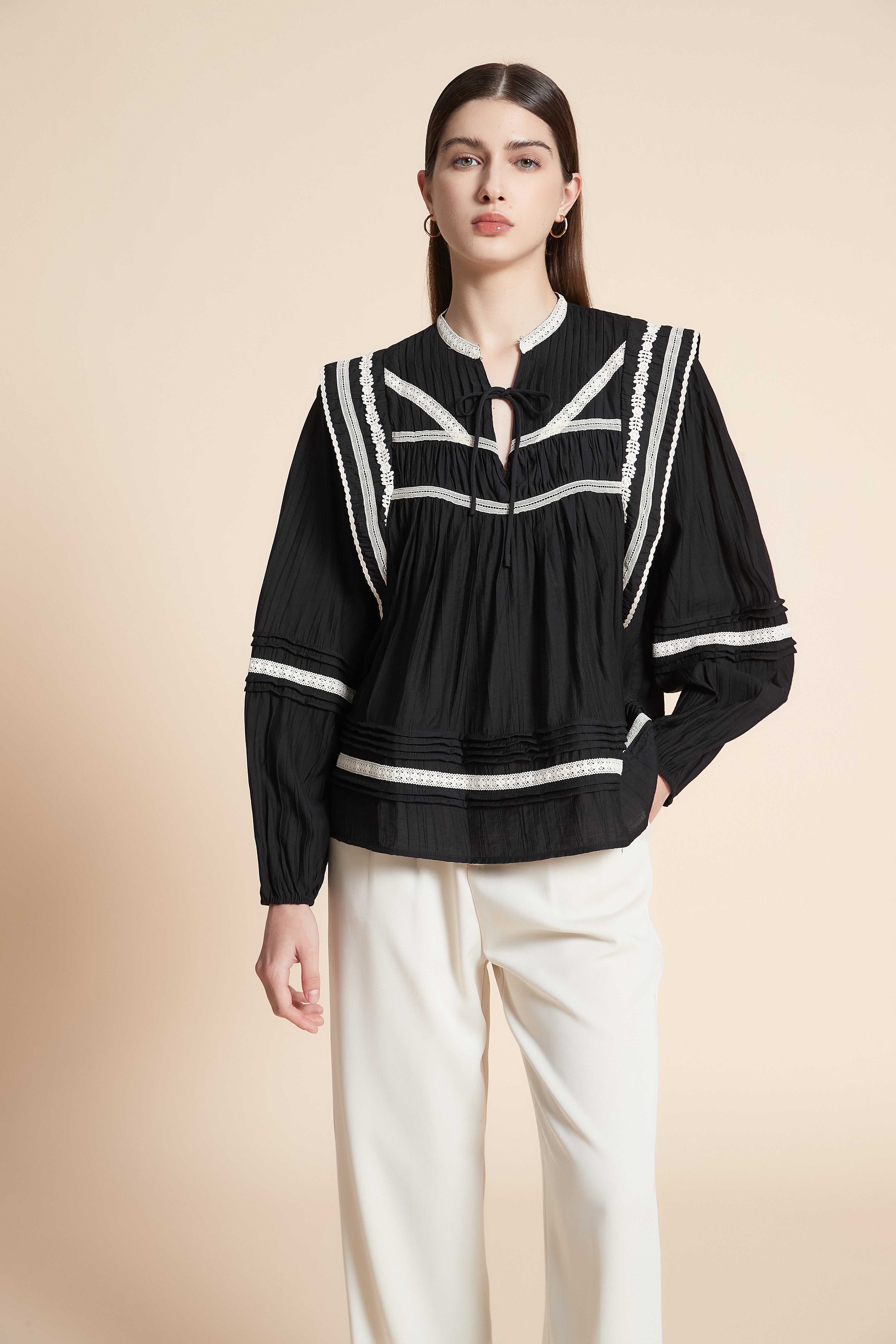 بلوزة متوسطة الطول سادة لونين كم طويل