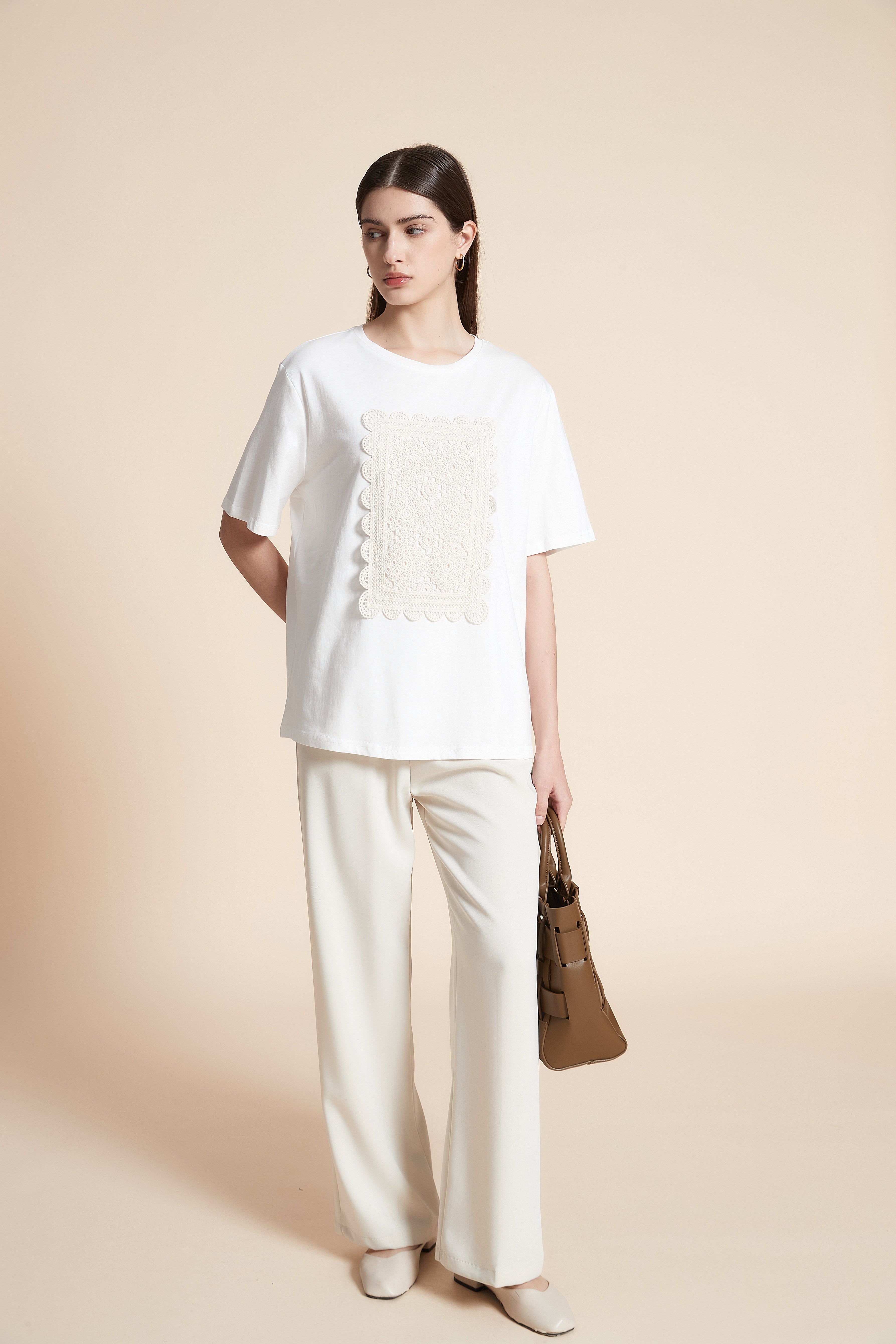 تي شيرت بطول الخصر سادة كم قصير