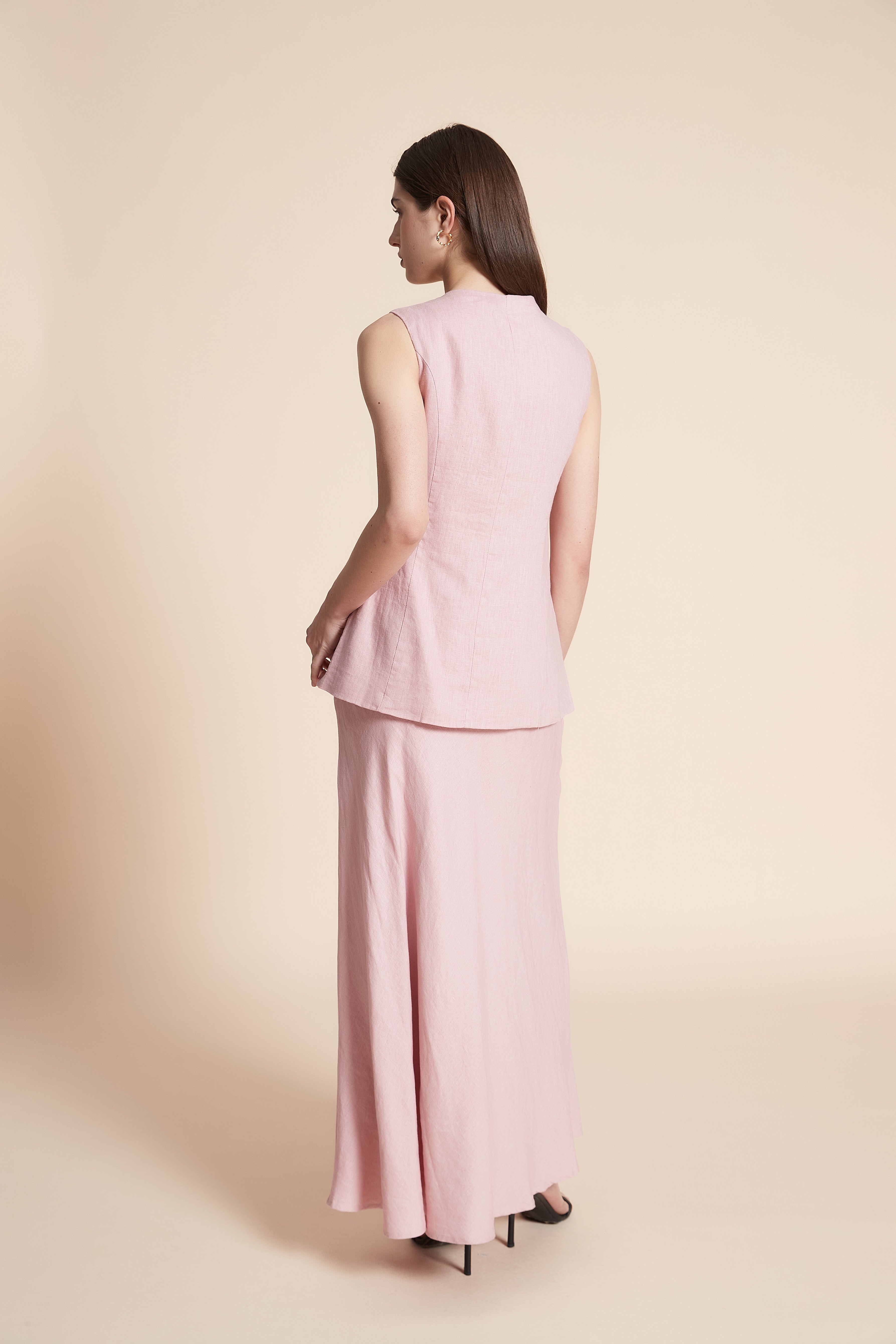 Plain Waist-Length Sleeveless Vest
