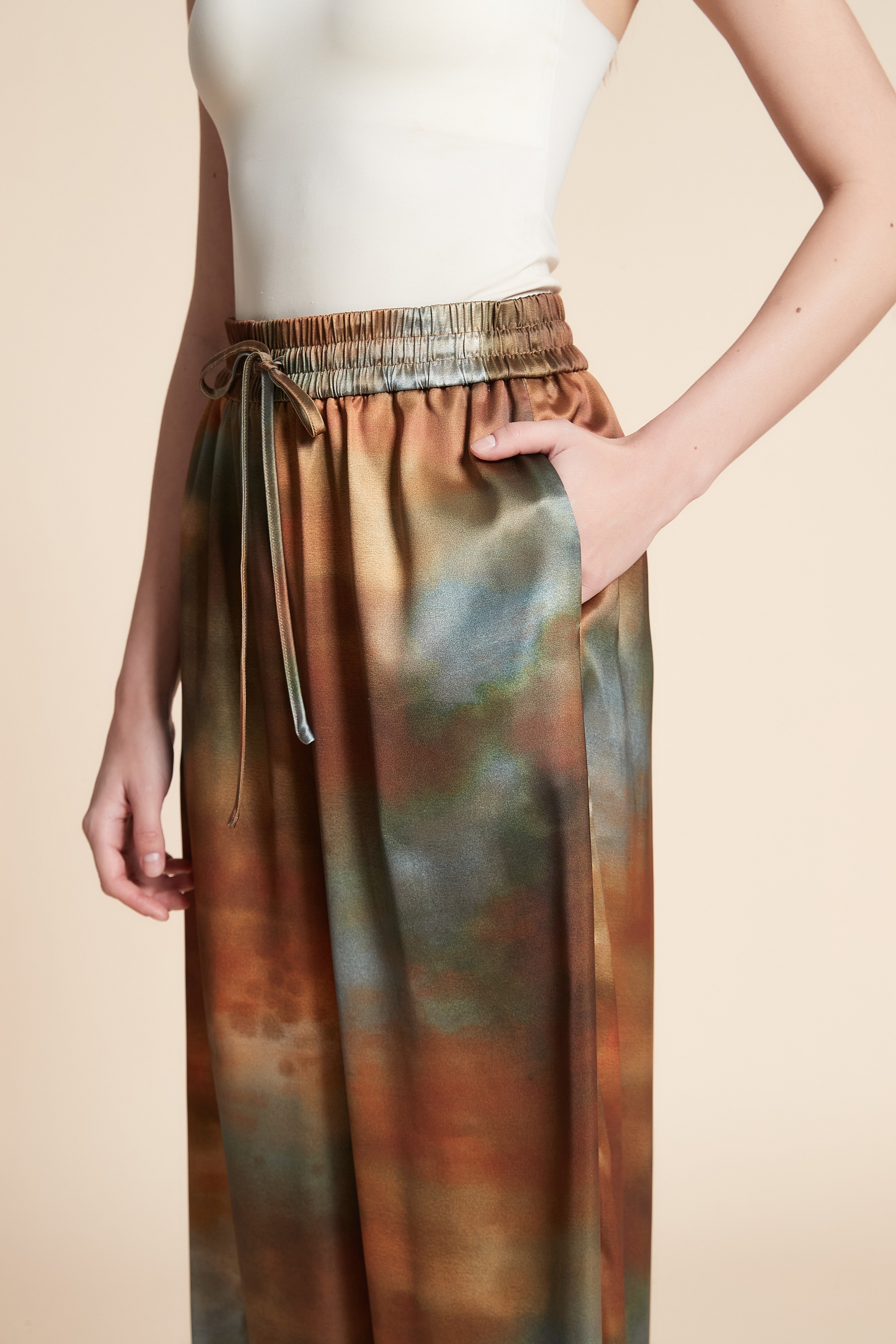 بنطلون مطبوع لونين واسع بحزام