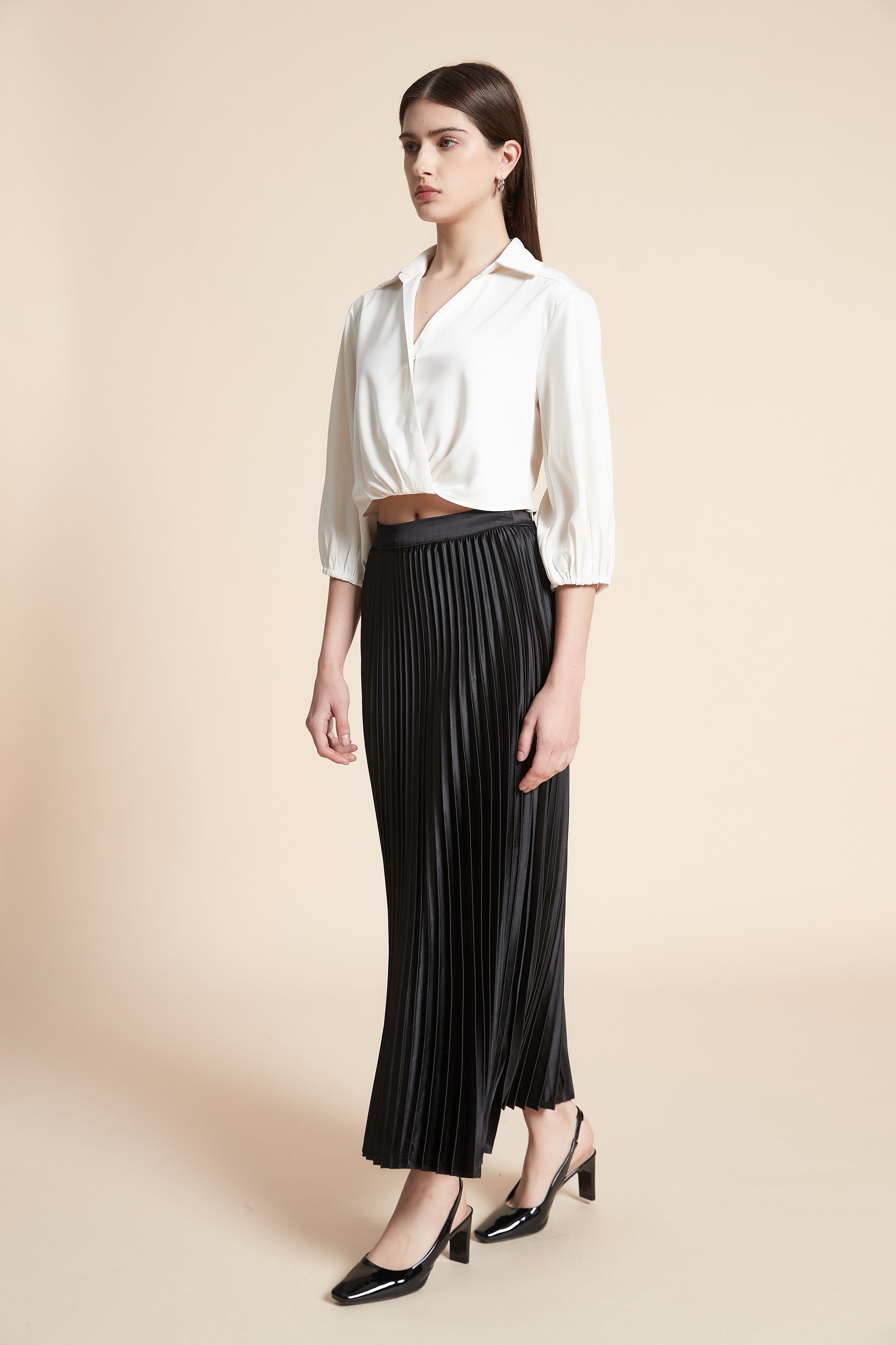 تنورة ميدي سادة بيليسيه