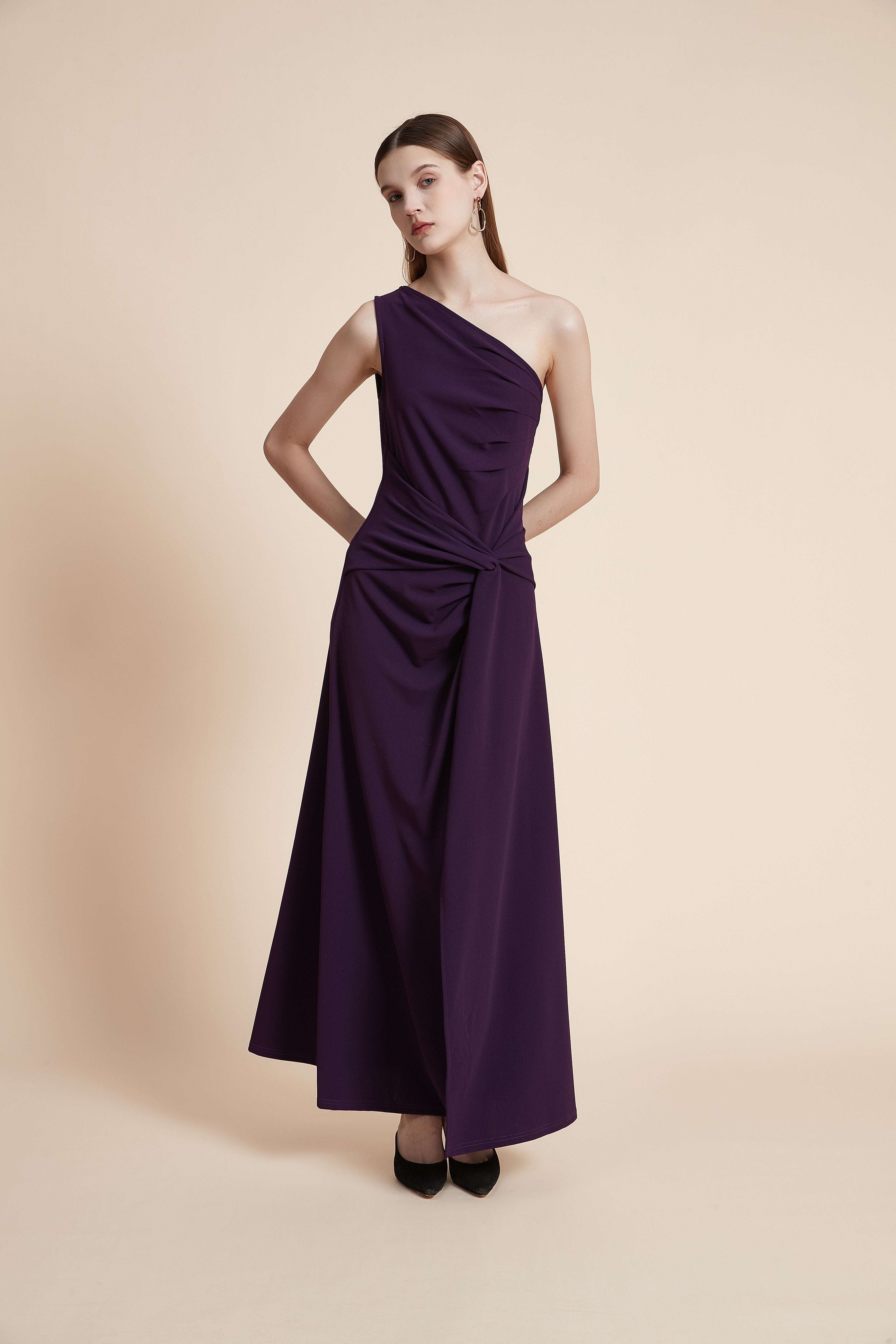 Sleeveless Long Plain Dress with Exposed Shoulders