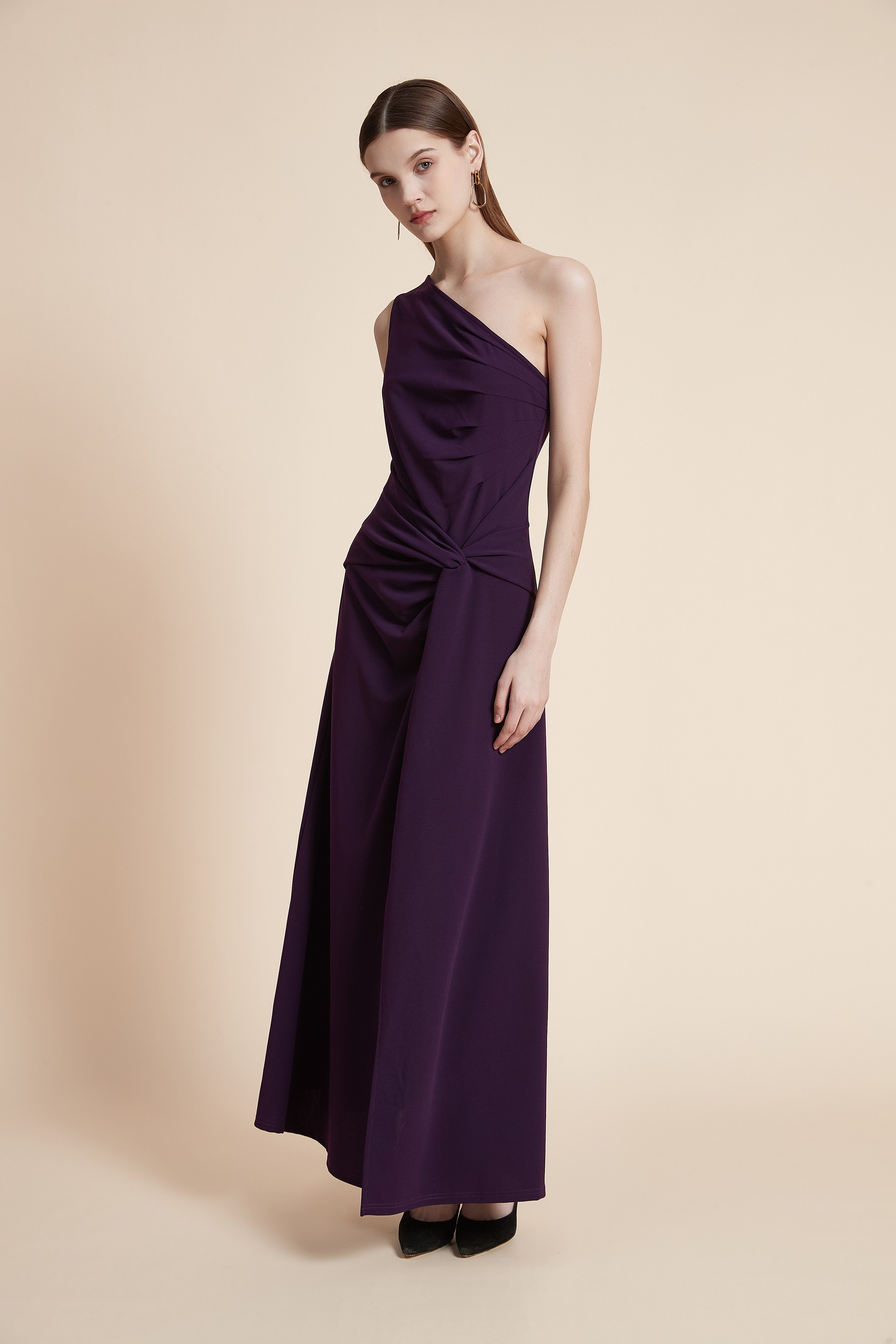 Sleeveless Long Plain Dress with Exposed Shoulders