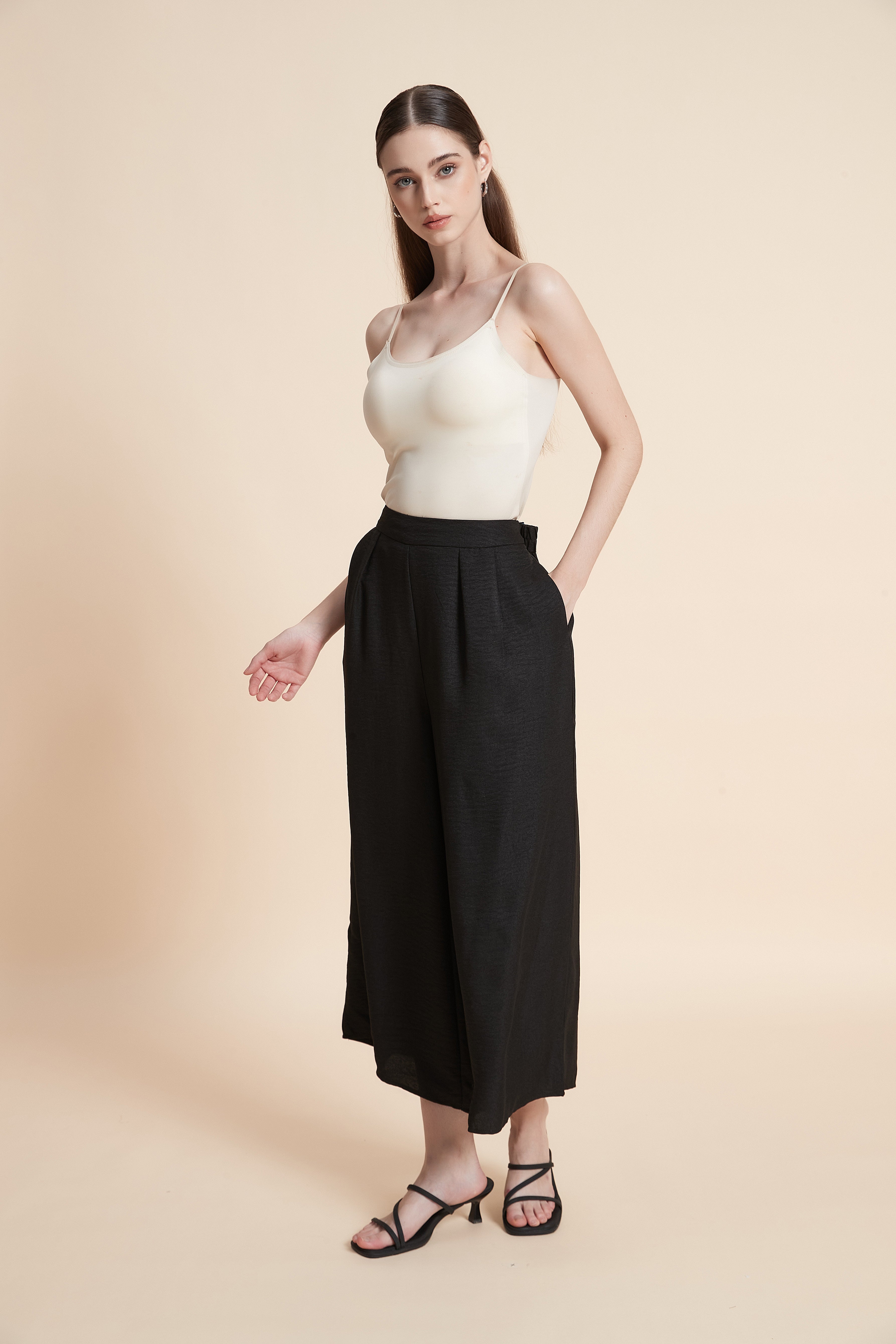Cropped wide-leg palazzo pants