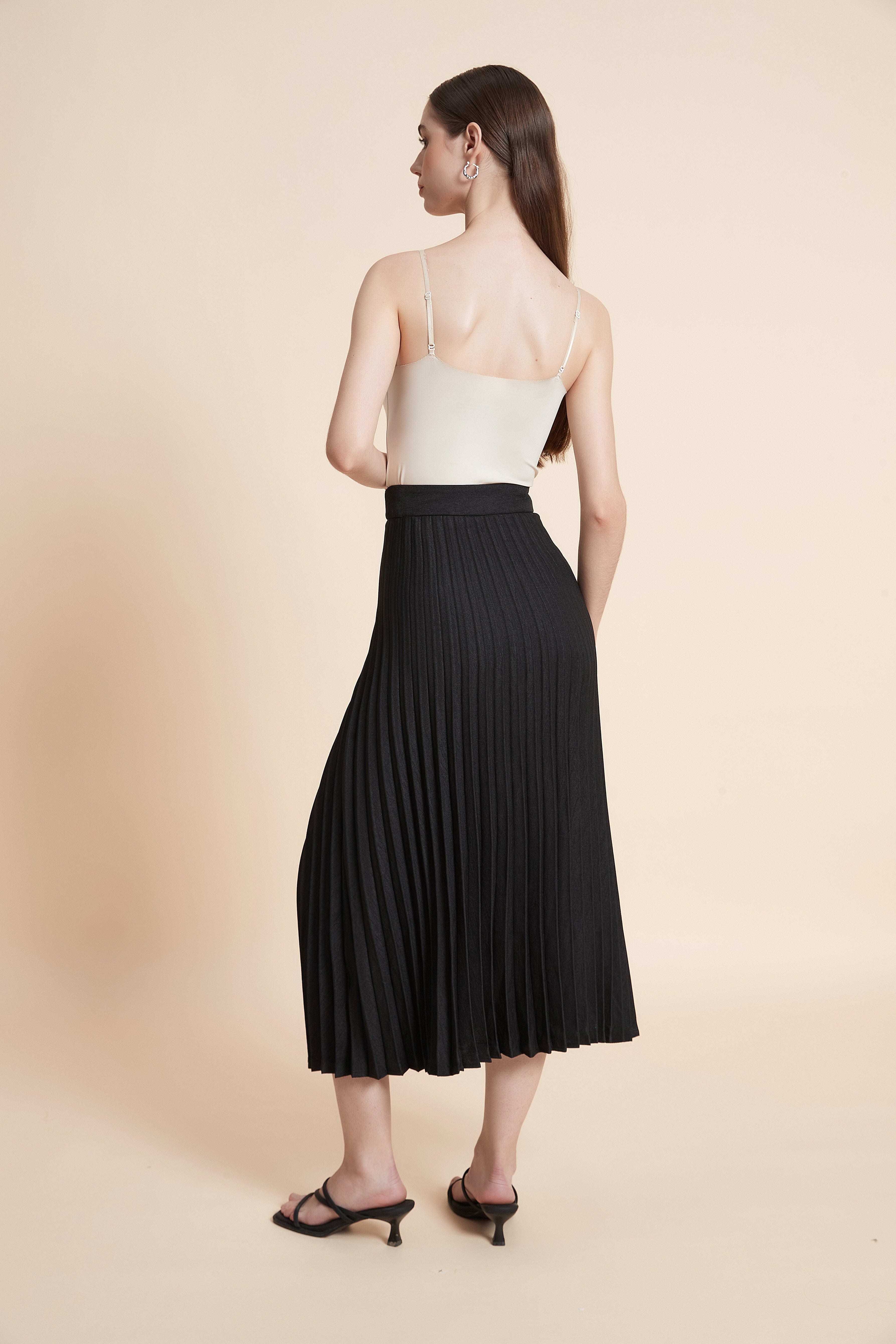 Knife-pleated midi skirt