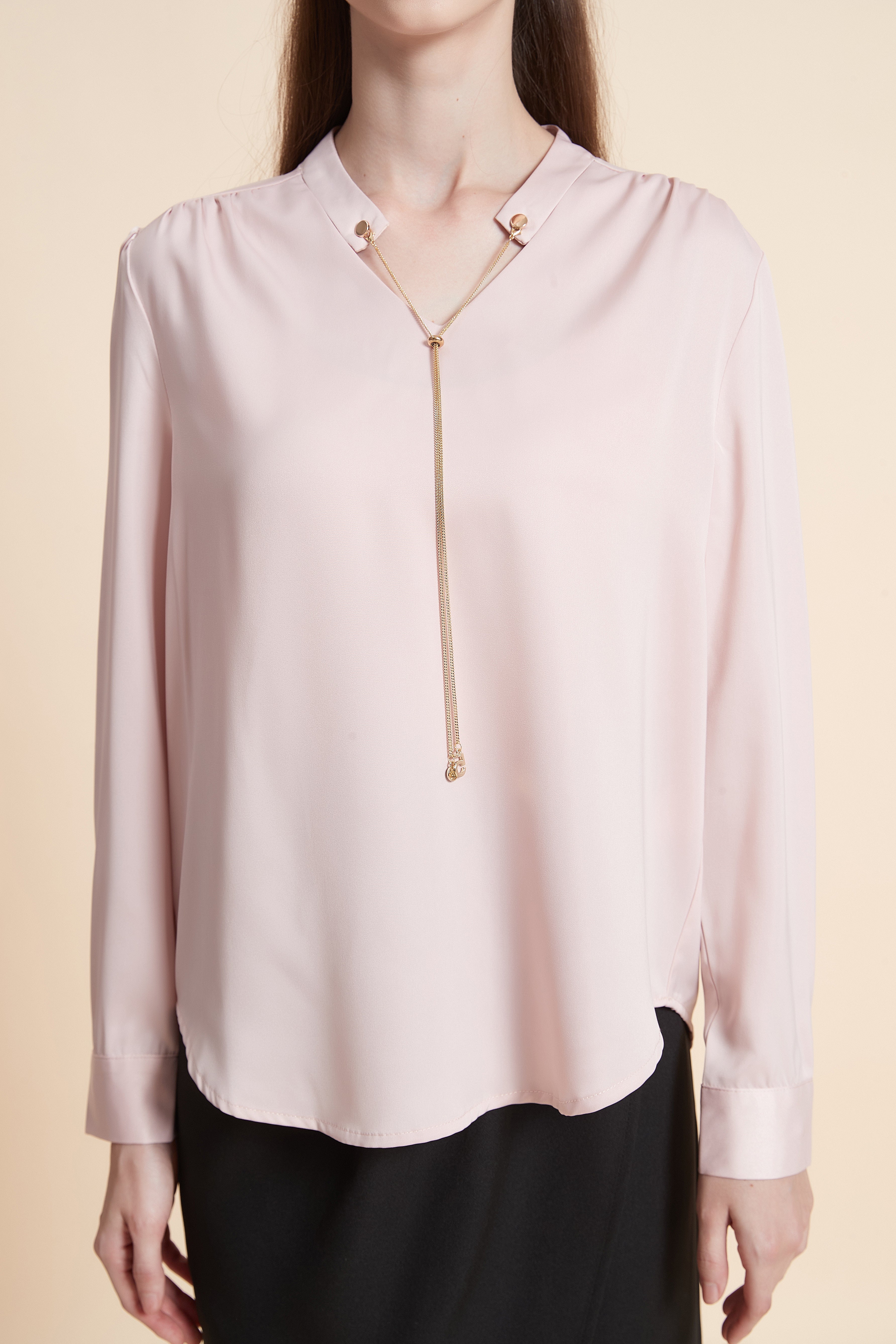 Simple blouse with a neck zip