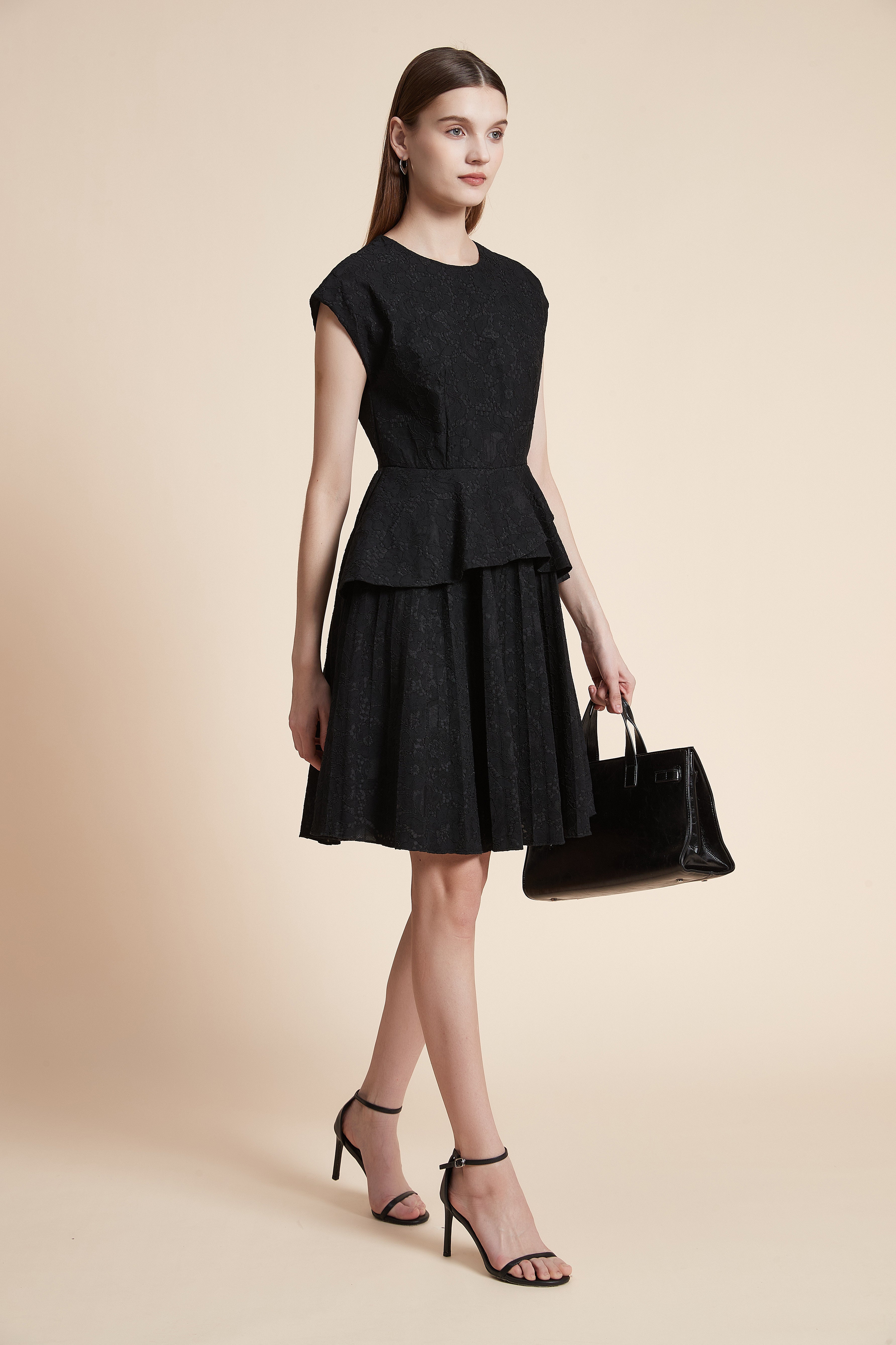 Knee-Length Printed Dress with Short Sleeves