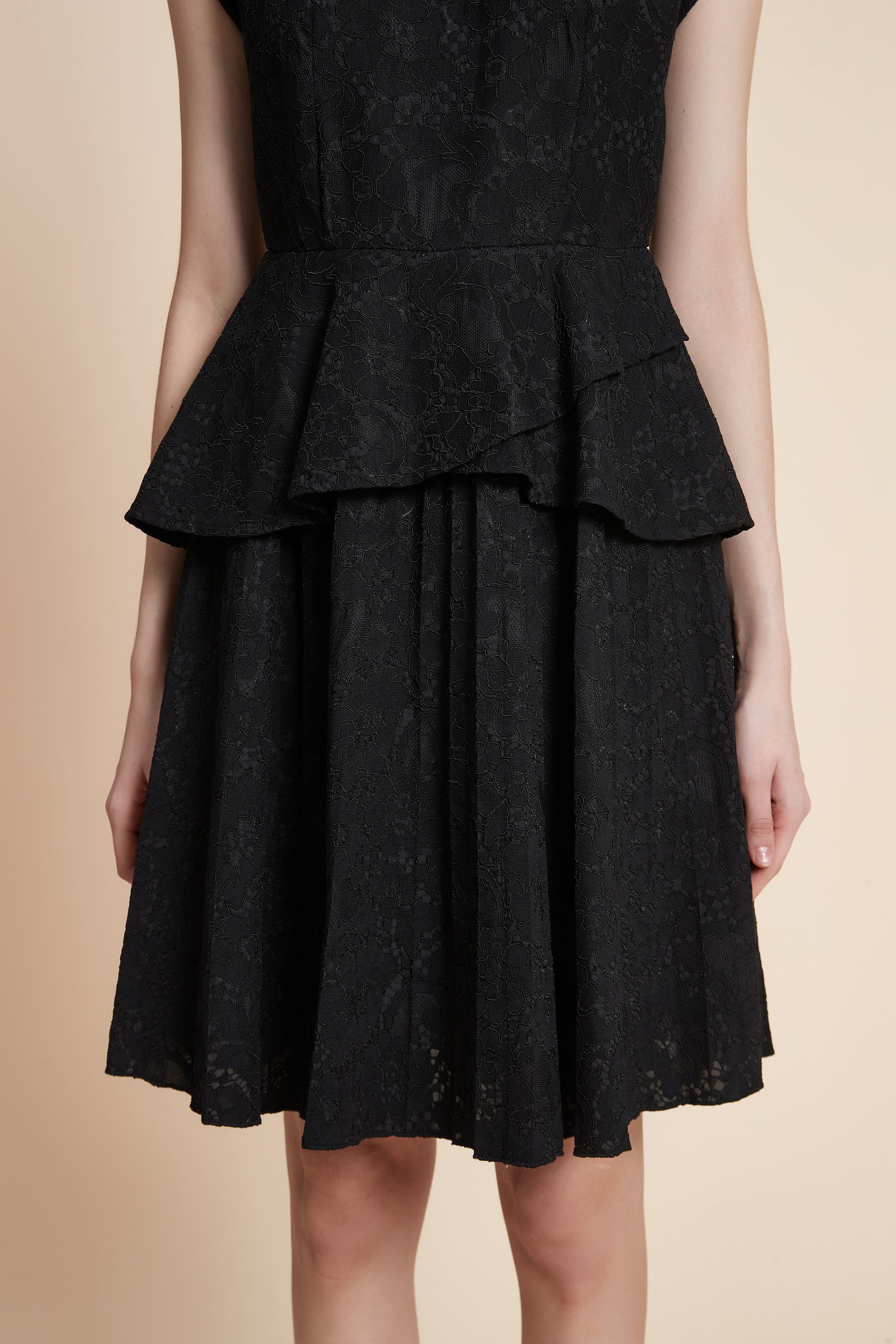 Knee-Length Printed Dress with Short Sleeves