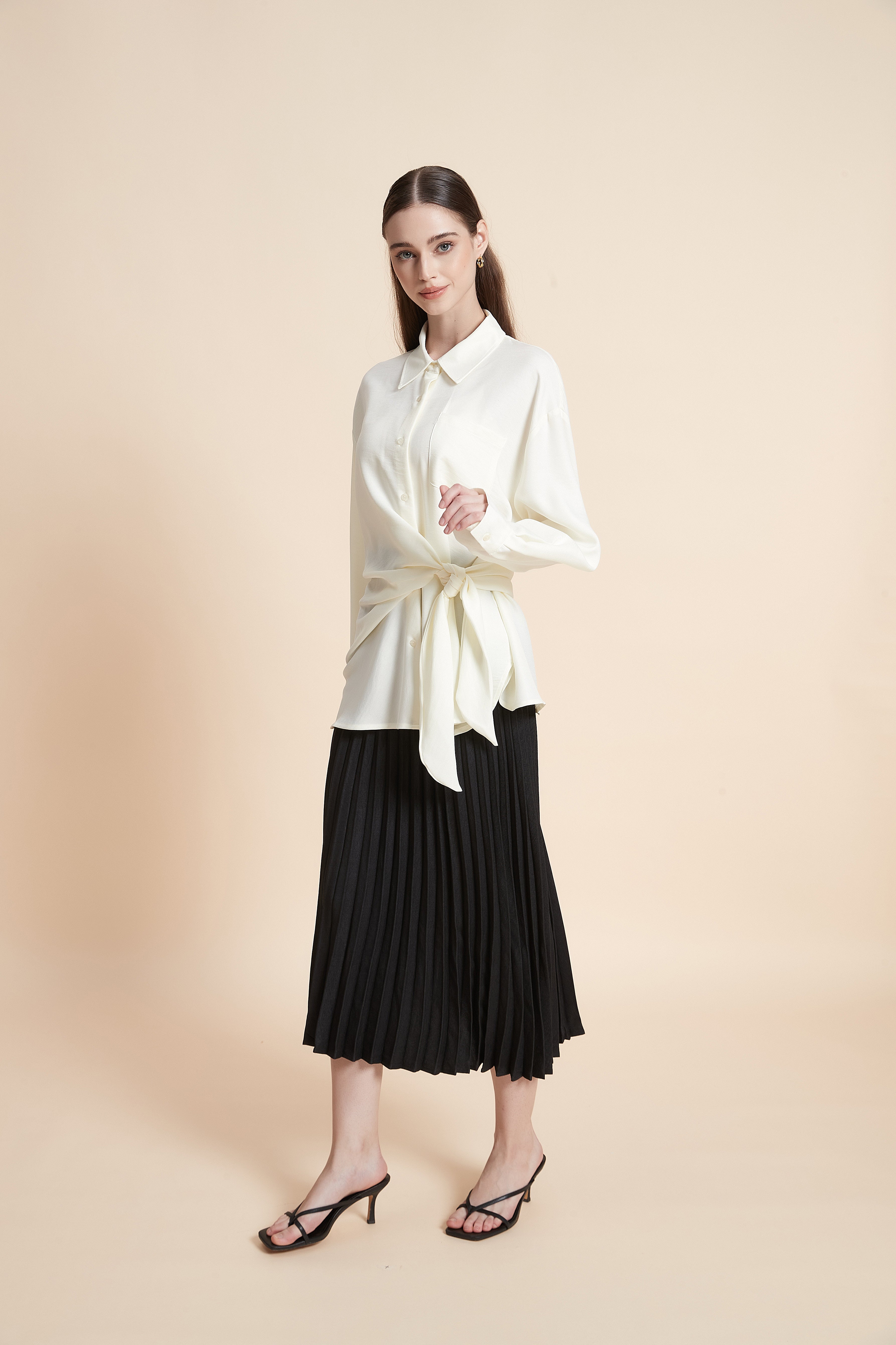 Button-up shirt with wrap waist