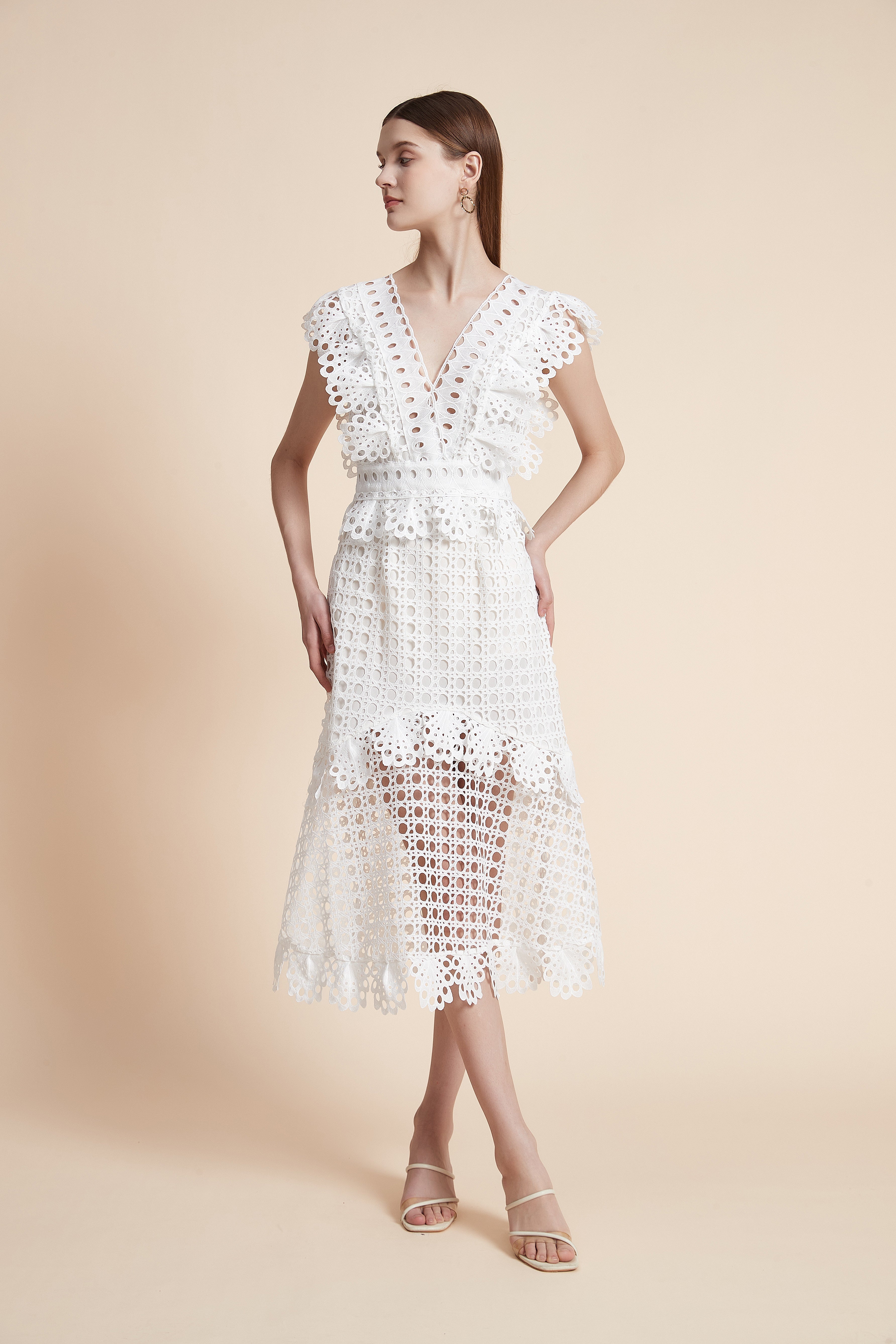 فستان ميدي منقوش بأكمام قصيرة