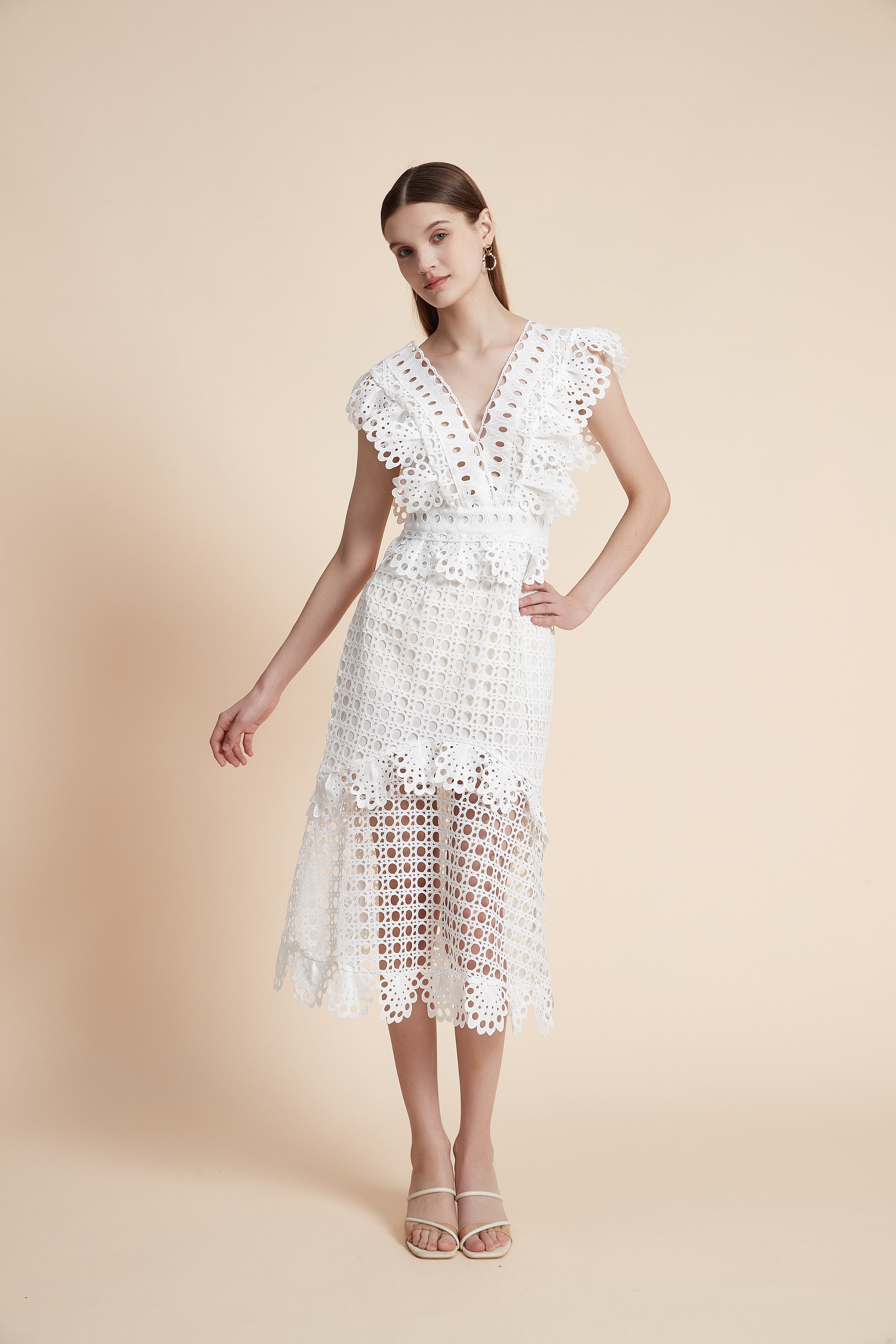 فستان ميدي منقوش بأكمام قصيرة