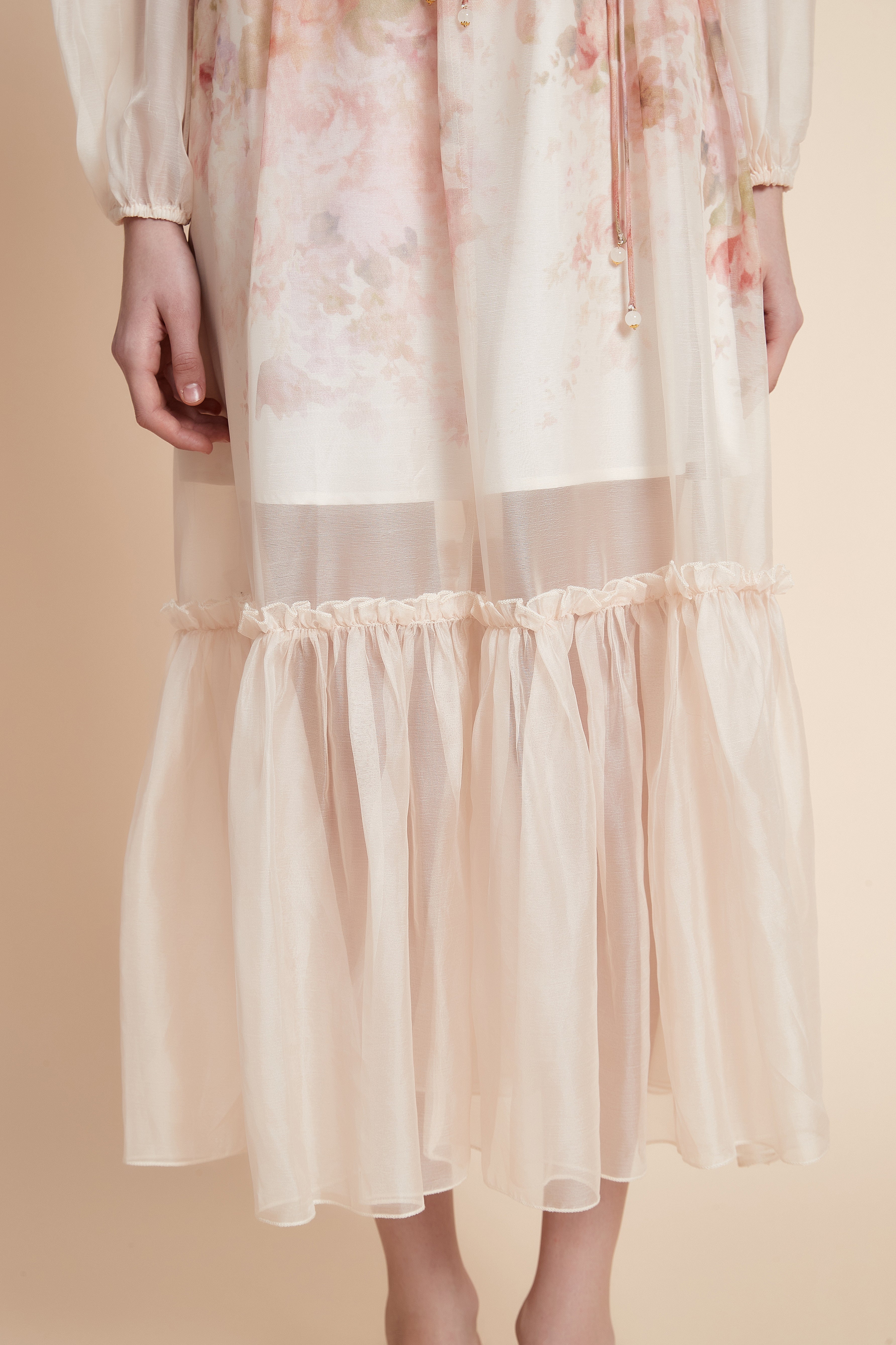 فستان ماكسي منقوش بأكمام طويلة