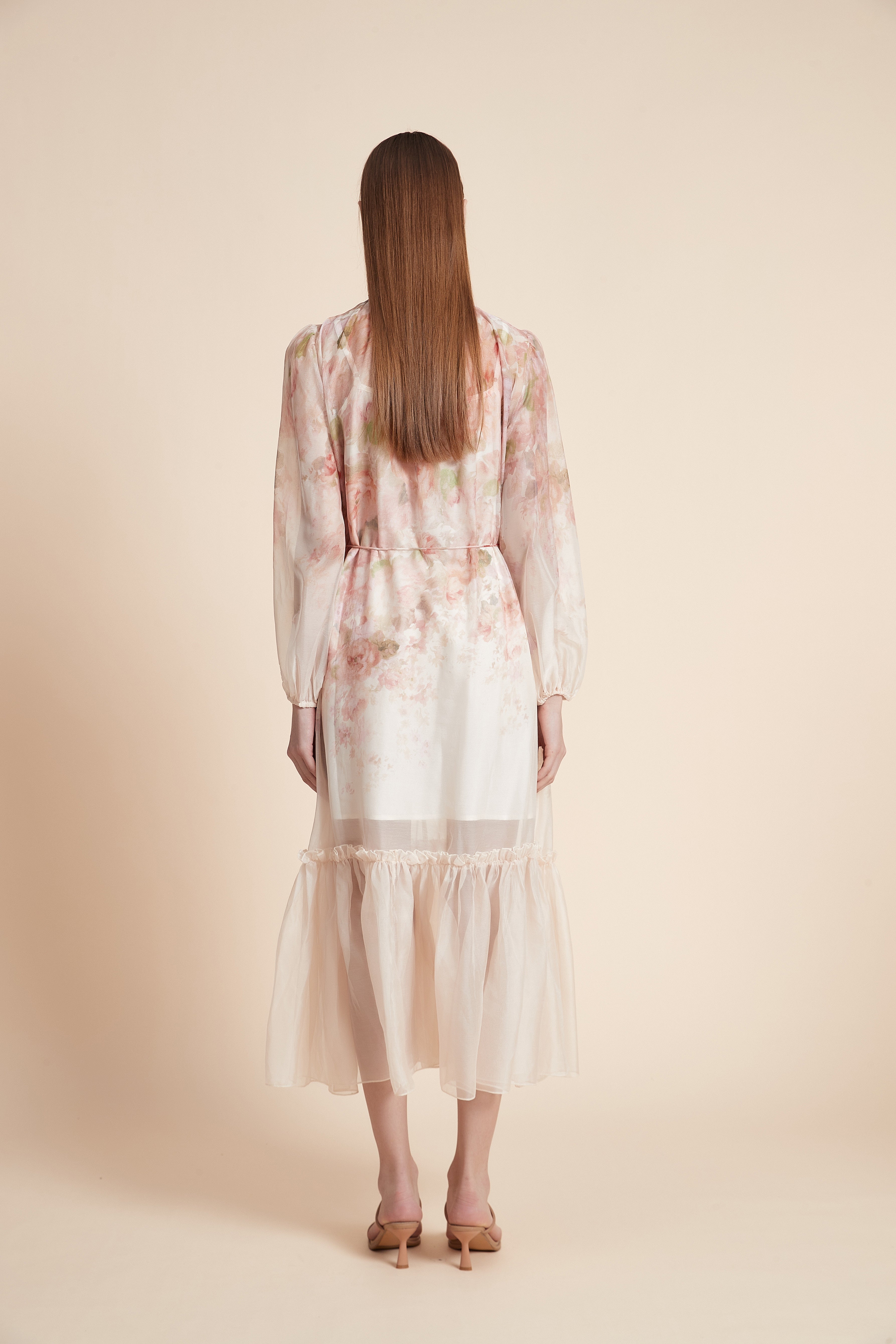 فستان ماكسي منقوش بأكمام طويلة