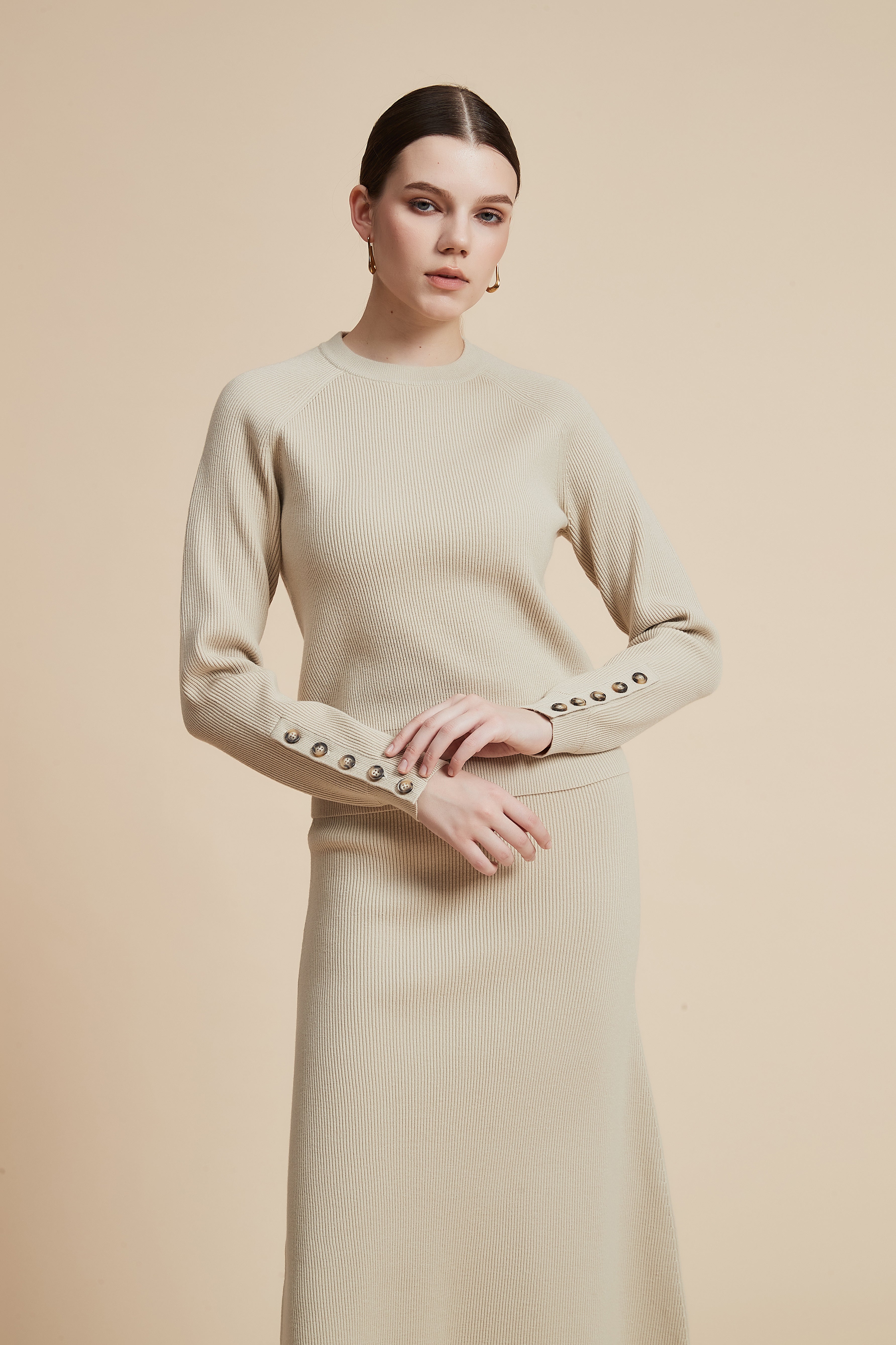 Solid Long Sleeve Cropped Sweater