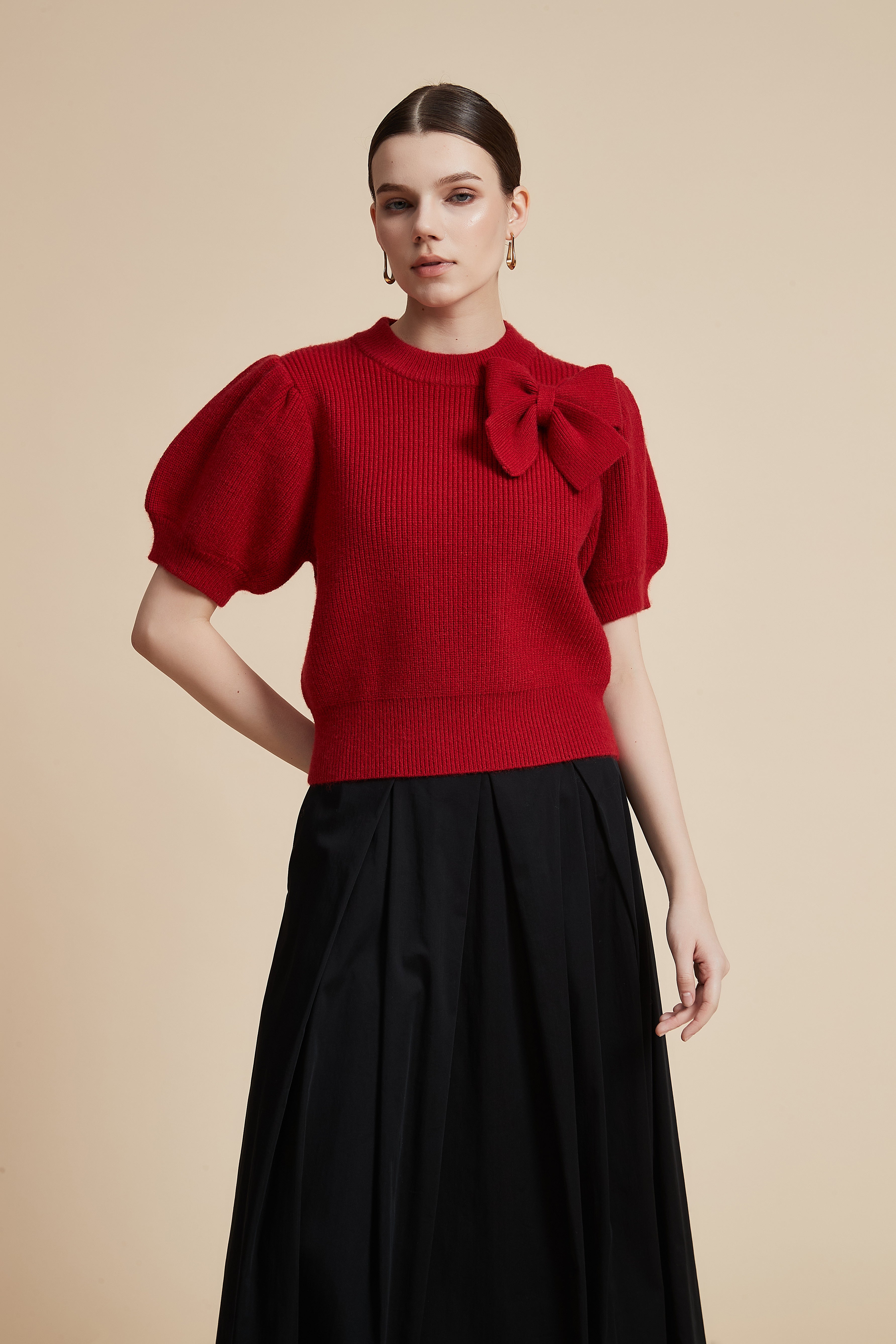 Short Sleeve Waist-Length Sweater with Shoulder Bow
