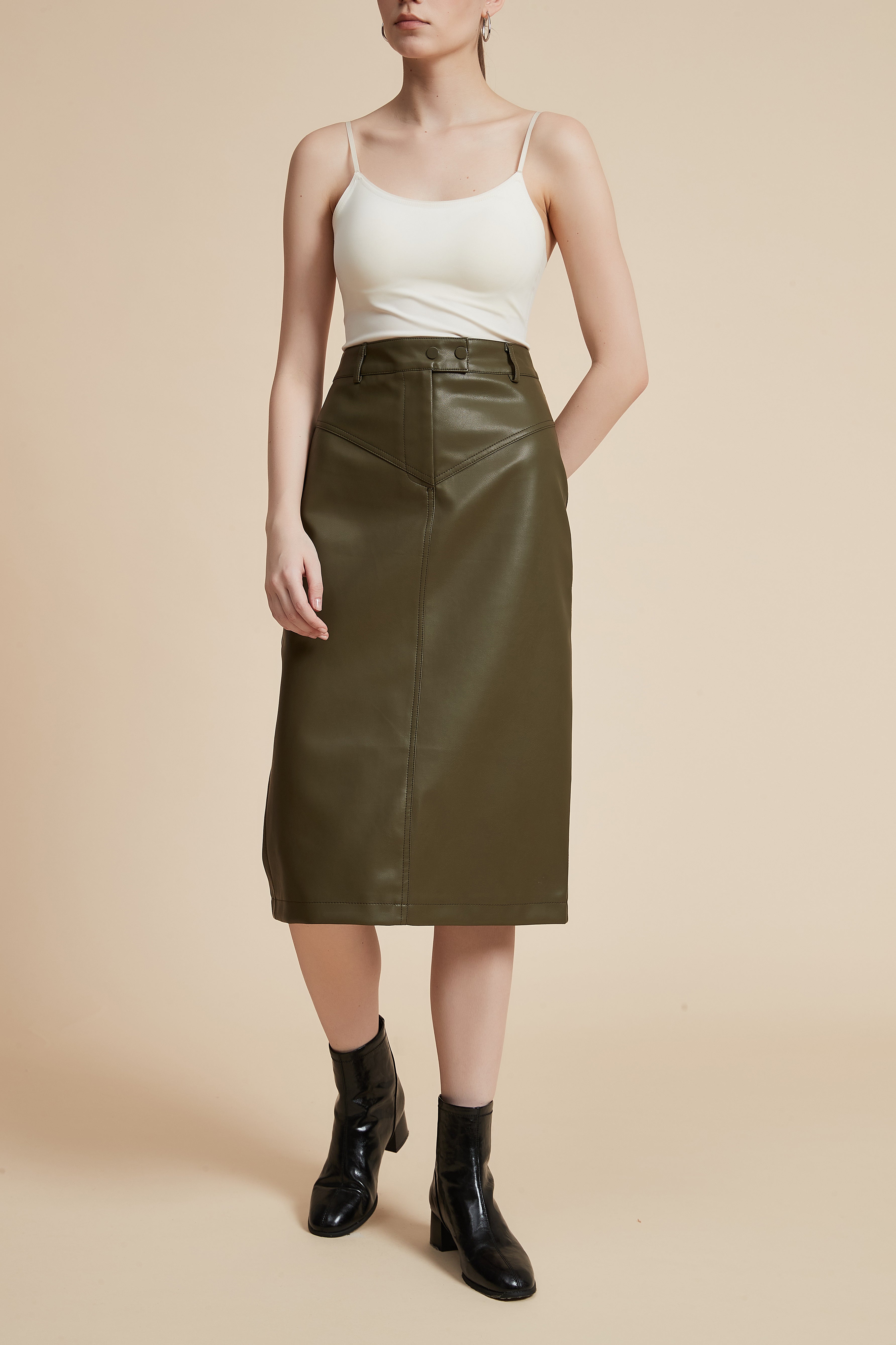 Knee-Length Solid Leather Skirt
