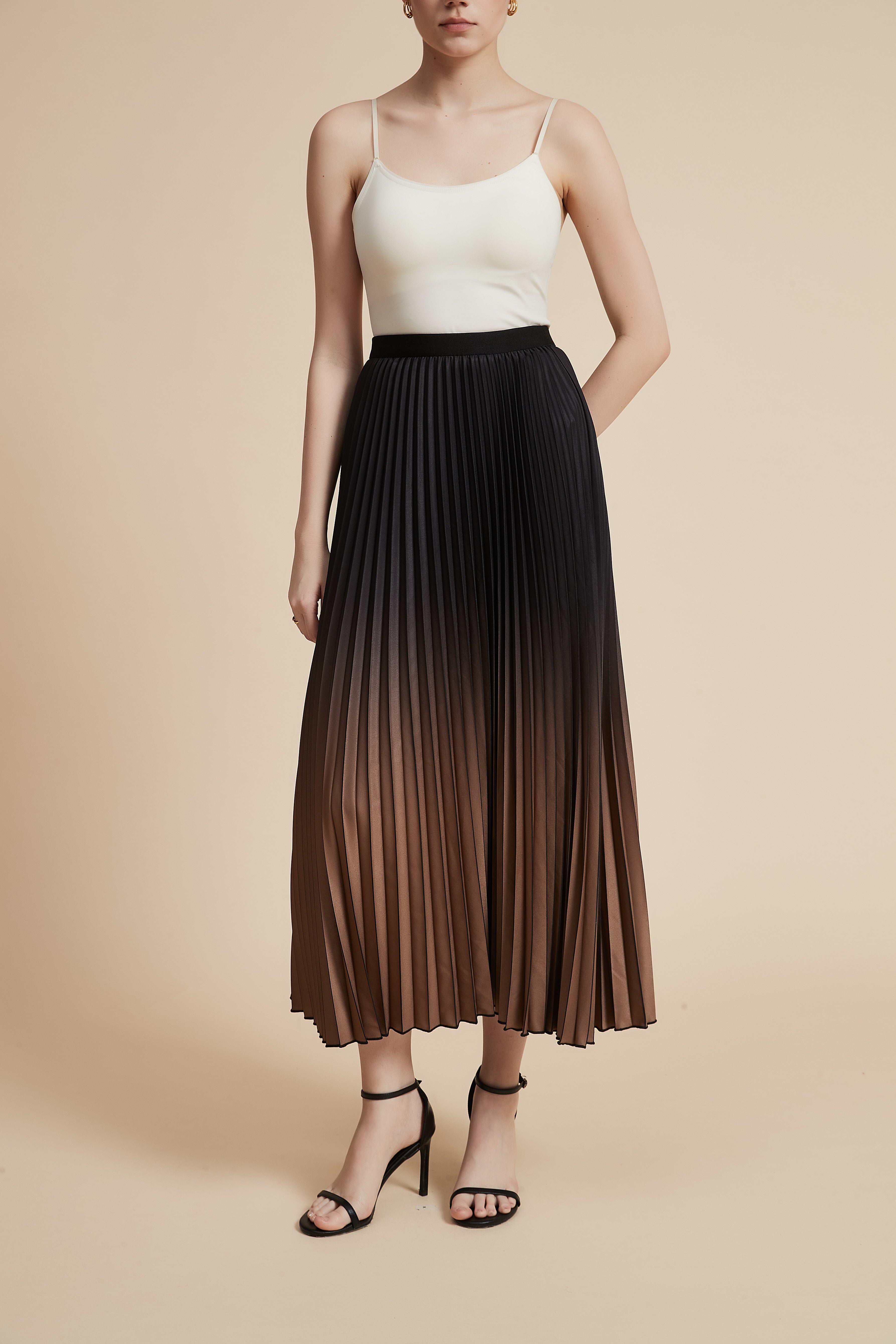 تنورة ميدي بليسيه مدرجة ألوان