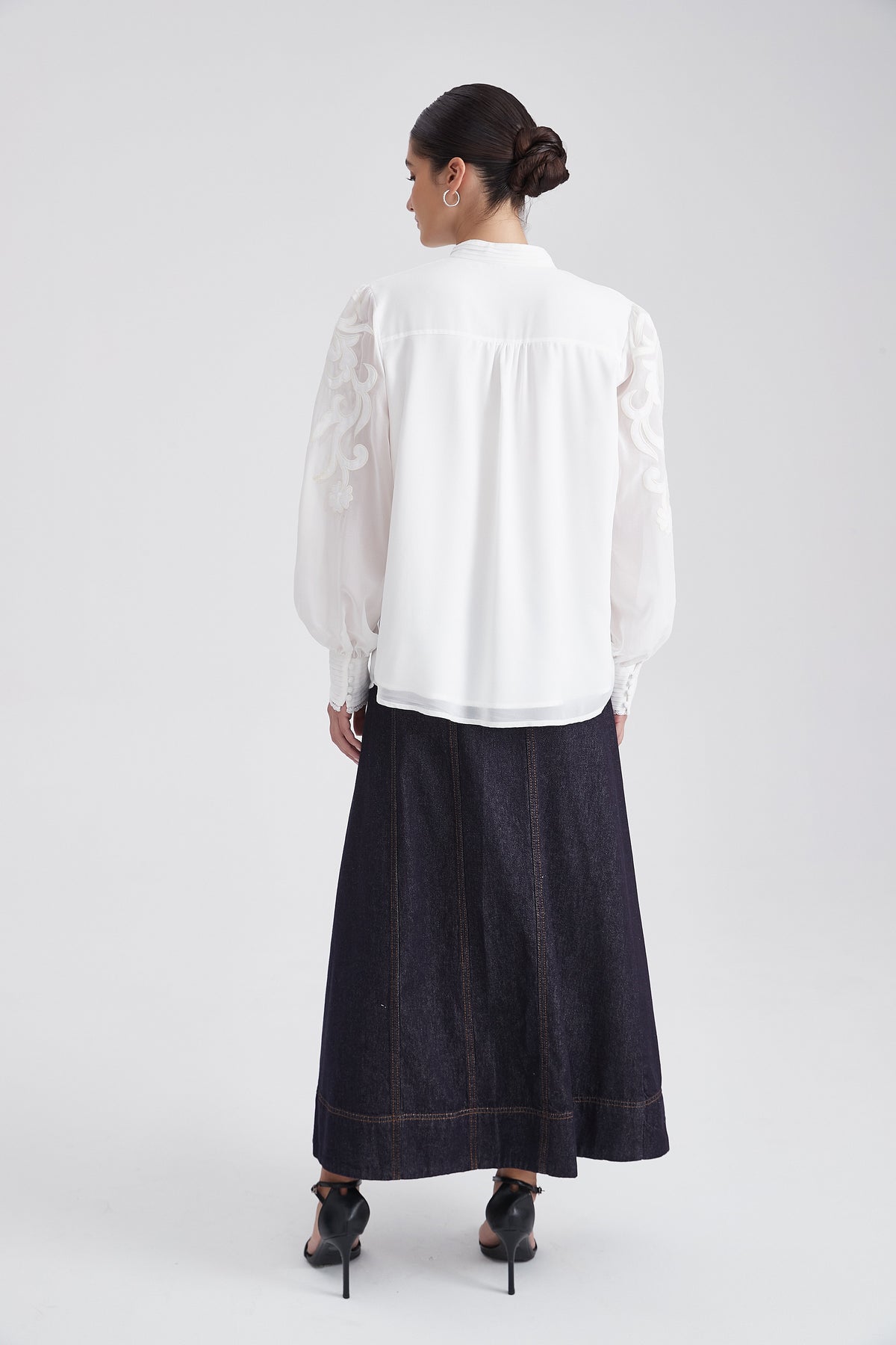 Patterned Long-Sleeve Shirt with V-Neck
