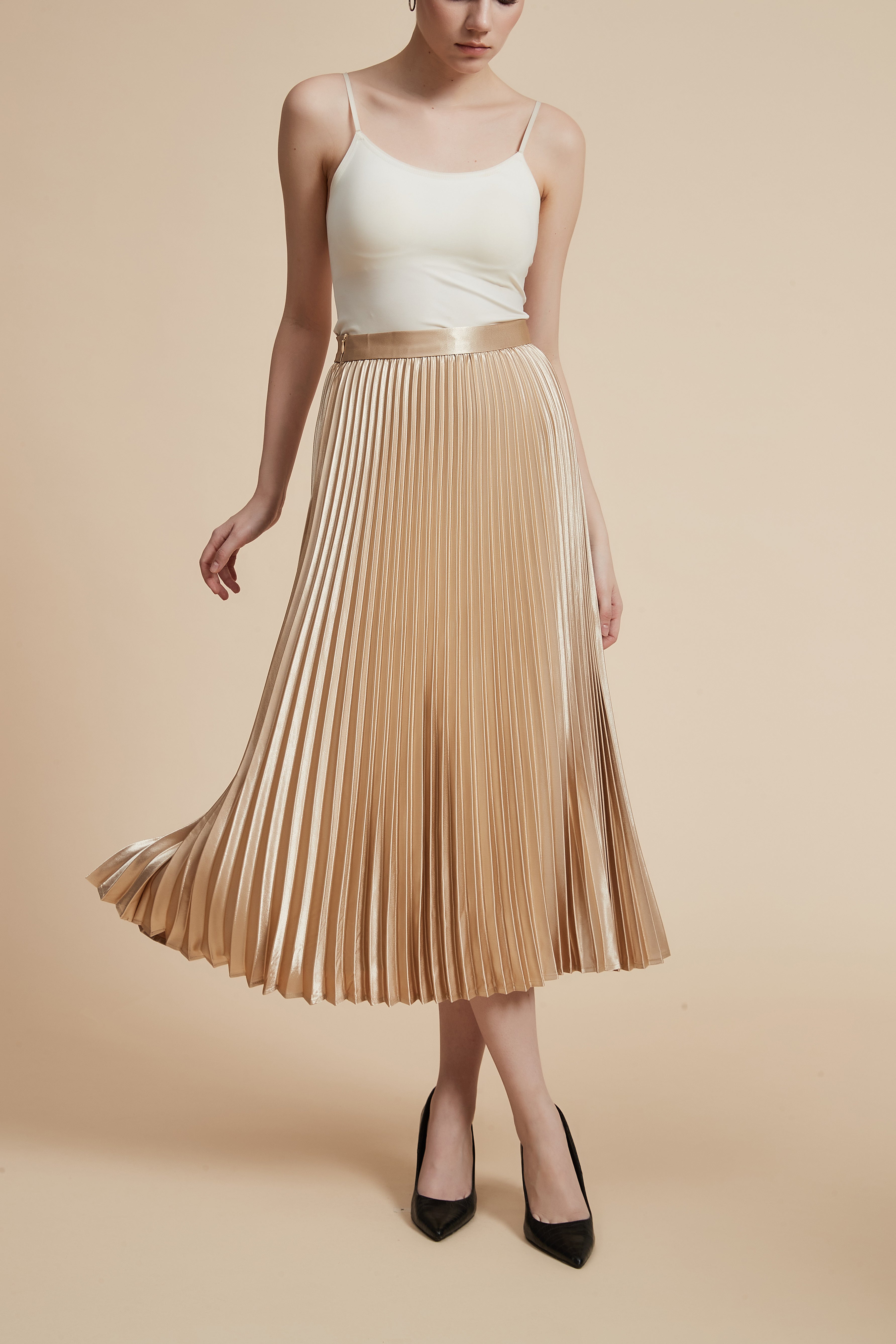Solid Pleated Midi Skirt