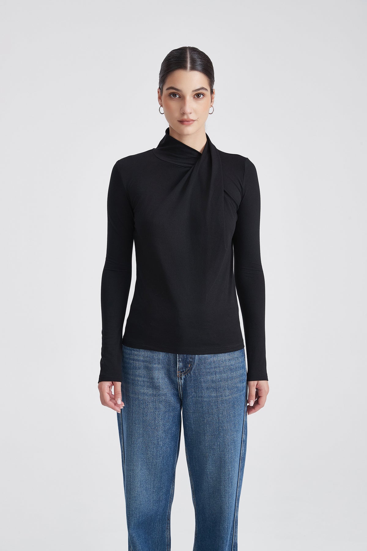 Plain Long-Sleeve Top