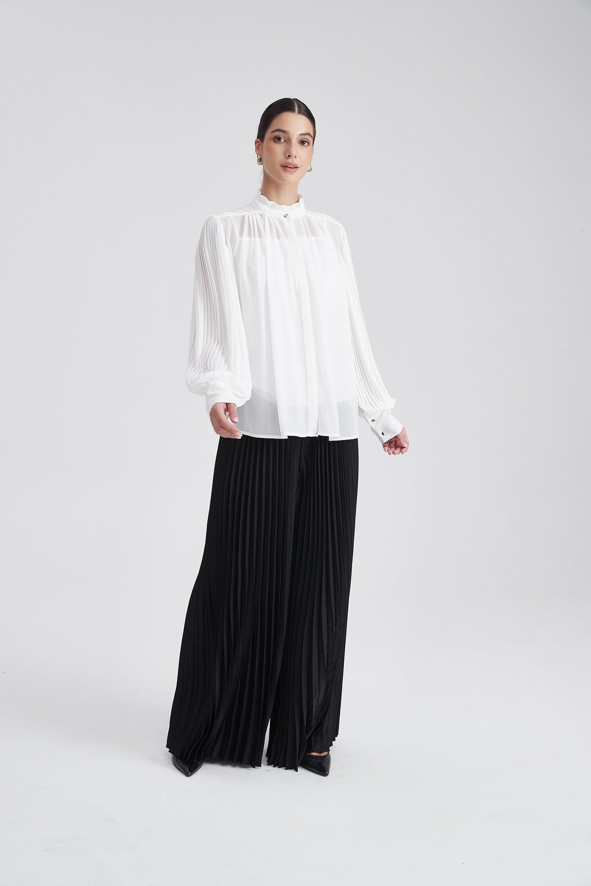 Plain Waist-Length Long-Sleeve Blouse