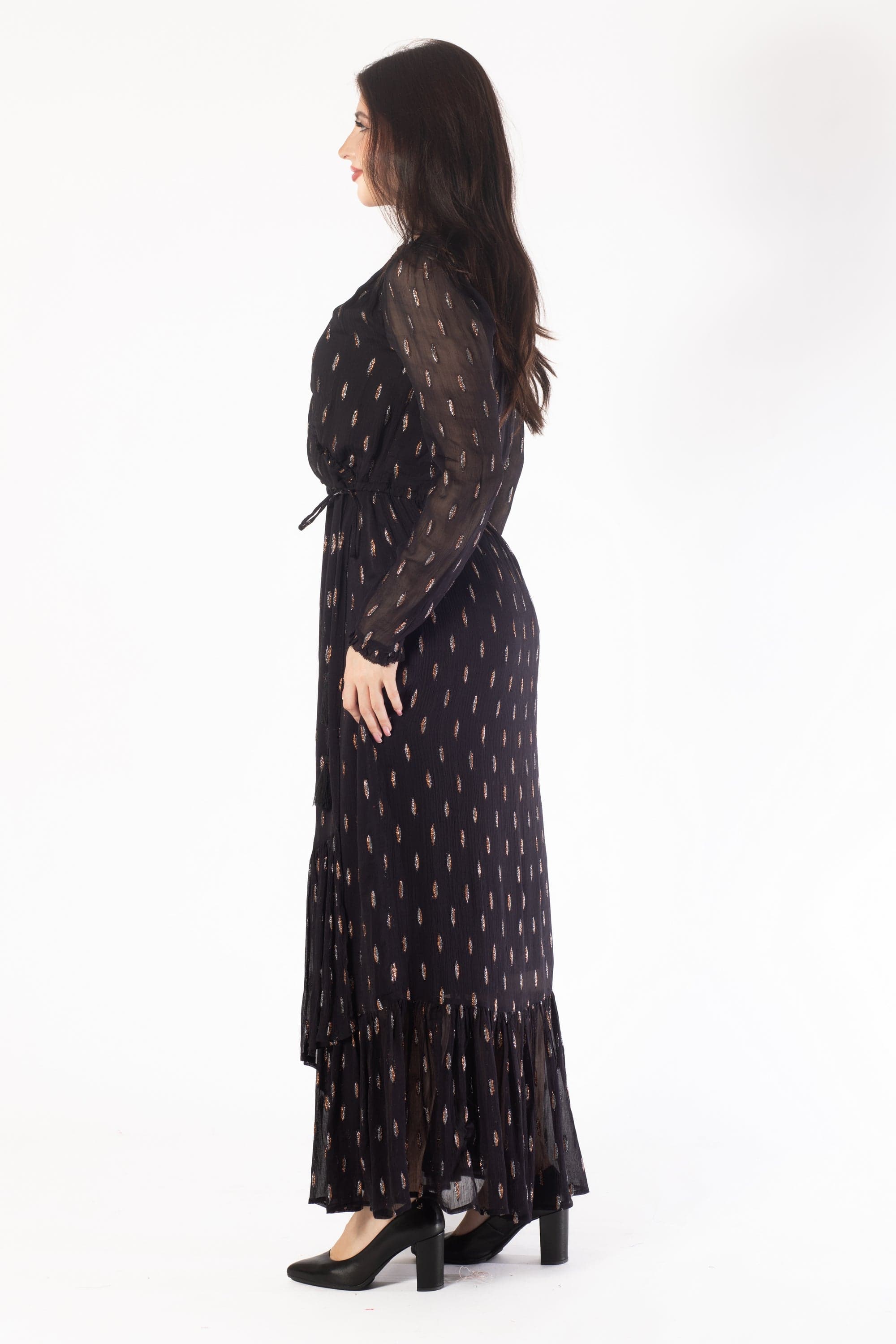 Yola Long dress decorated with shiny dots, long sleeves,