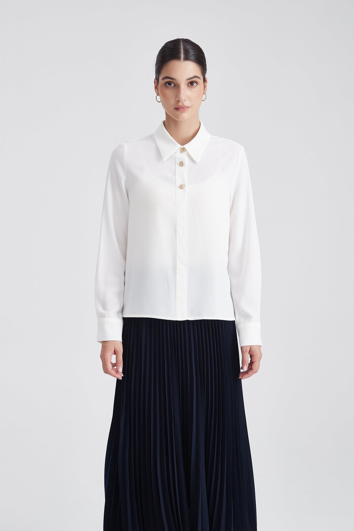 Long-Sleeve Shirt with Front Buttons