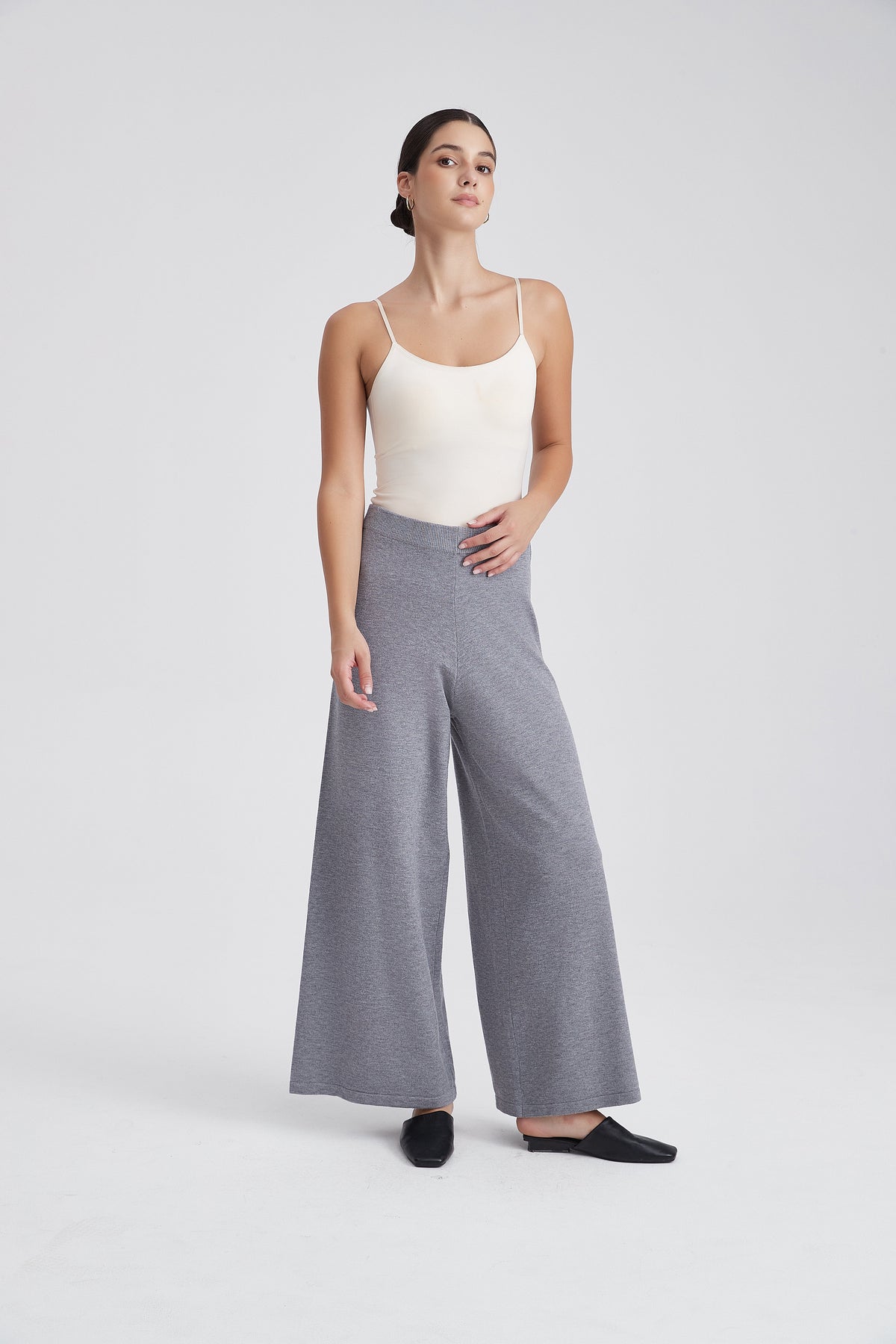 Plain Wide-Leg Long Trousers