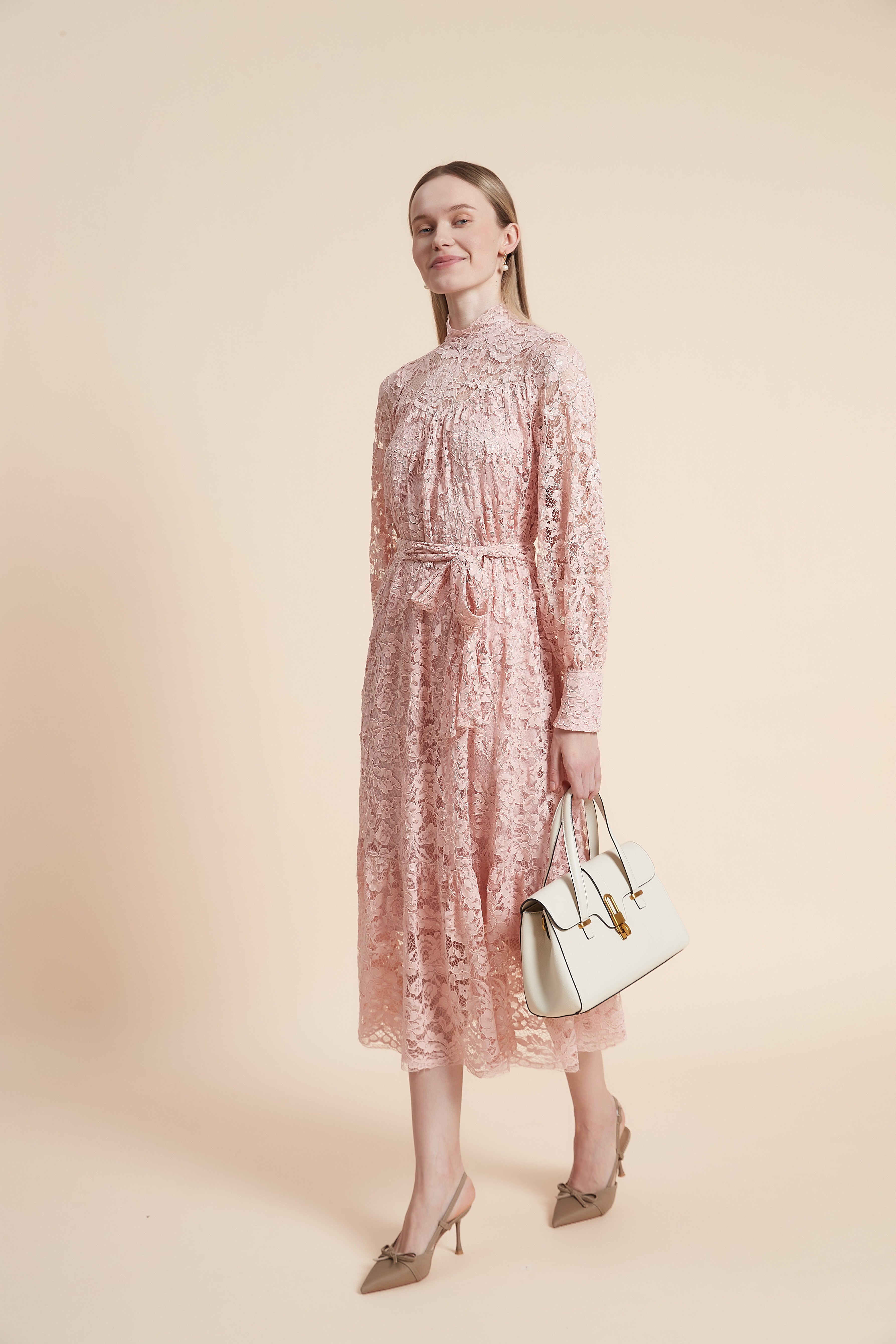 Long sleeve midi dress with lace details