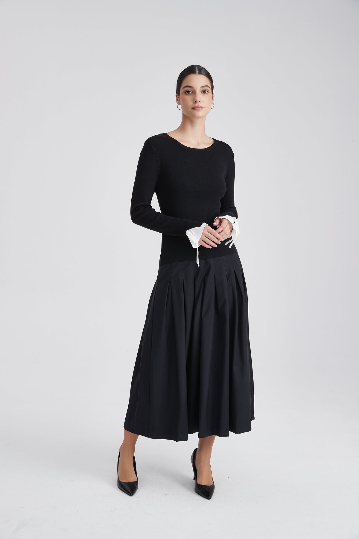 Plain Long-Sleeve Top With Round Neck