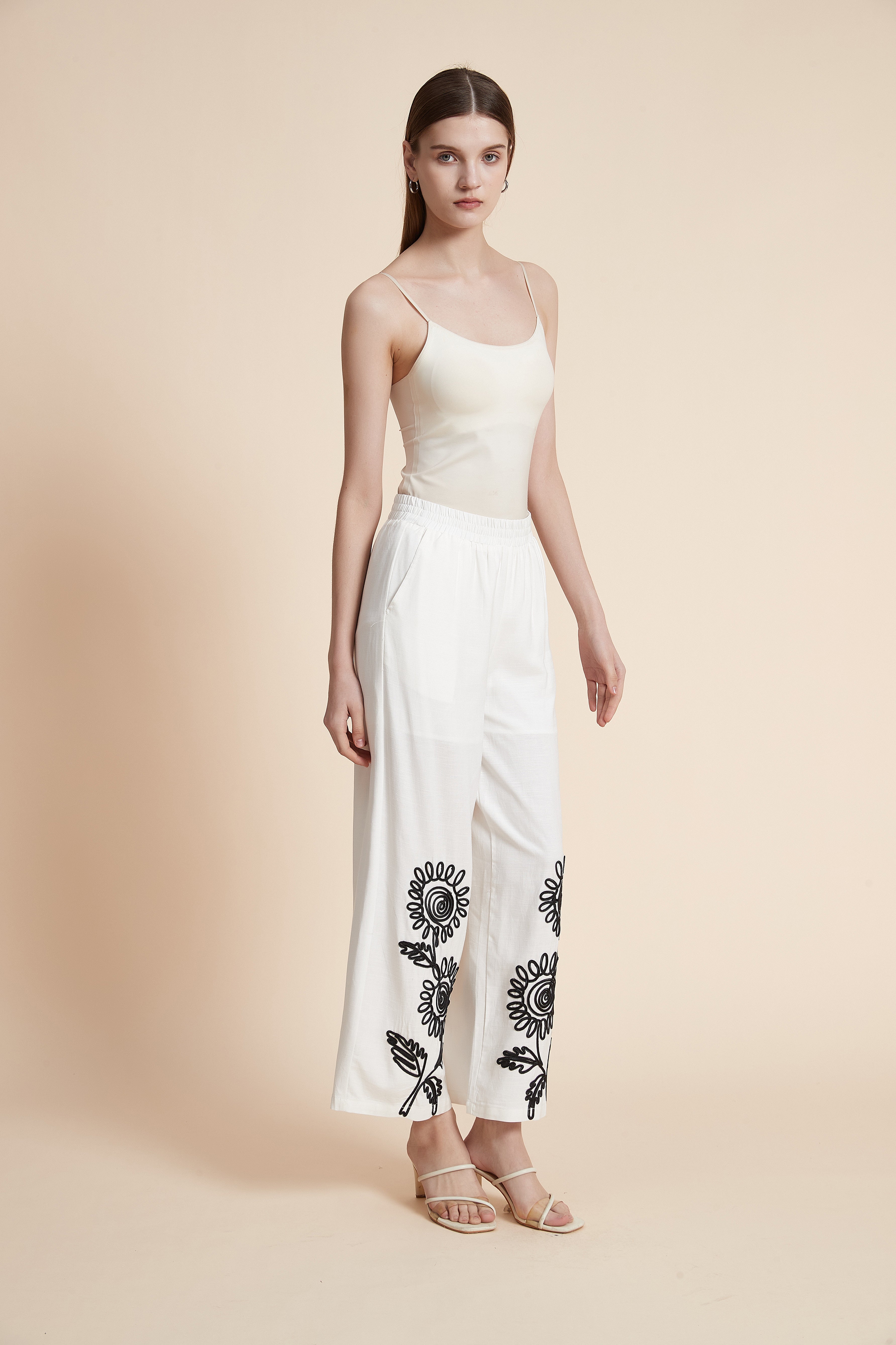 Printed Cropped Pants