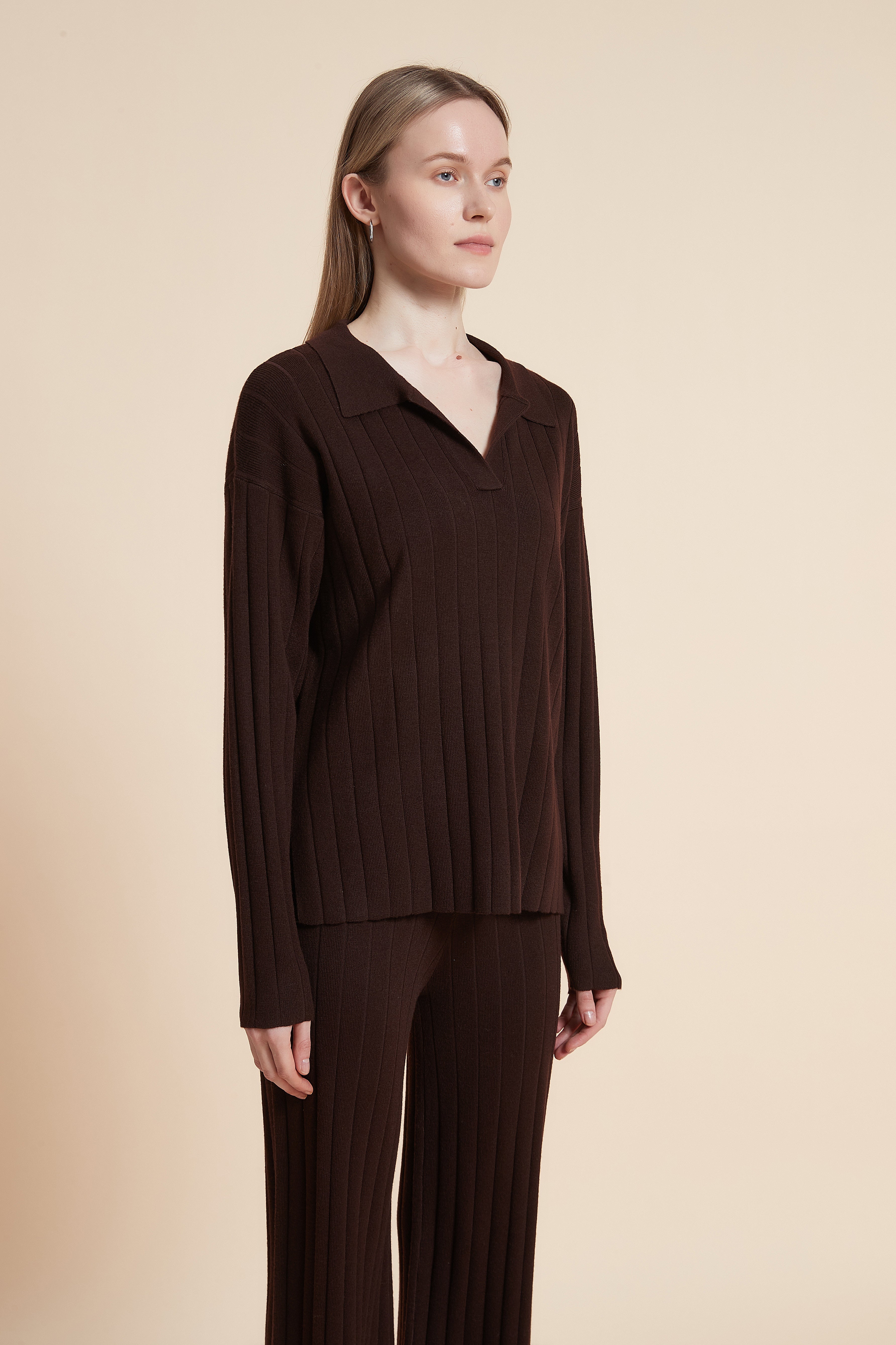 Long sleeve solid ribbed mid-length blouse