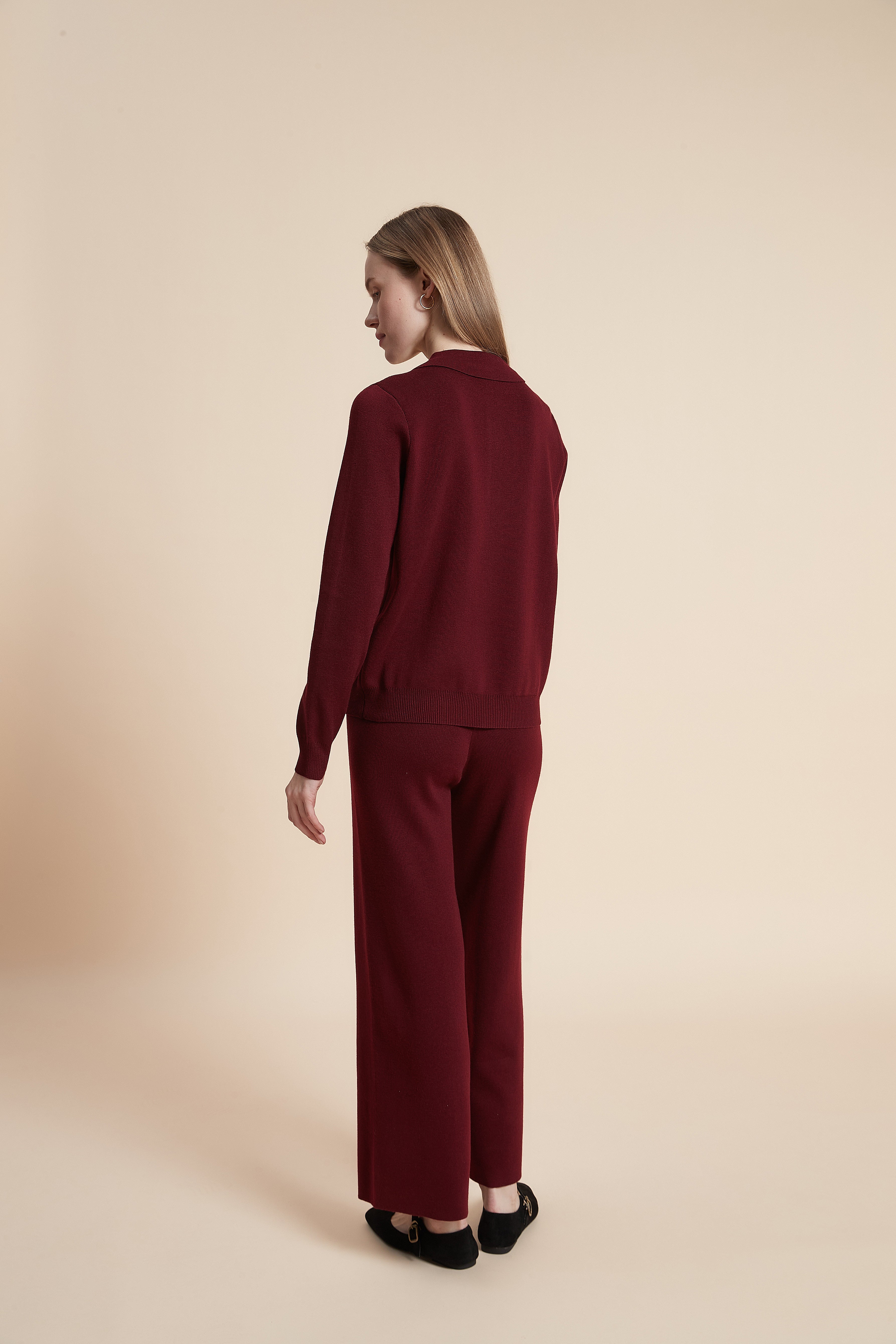 Long sleeve knit polo collar top