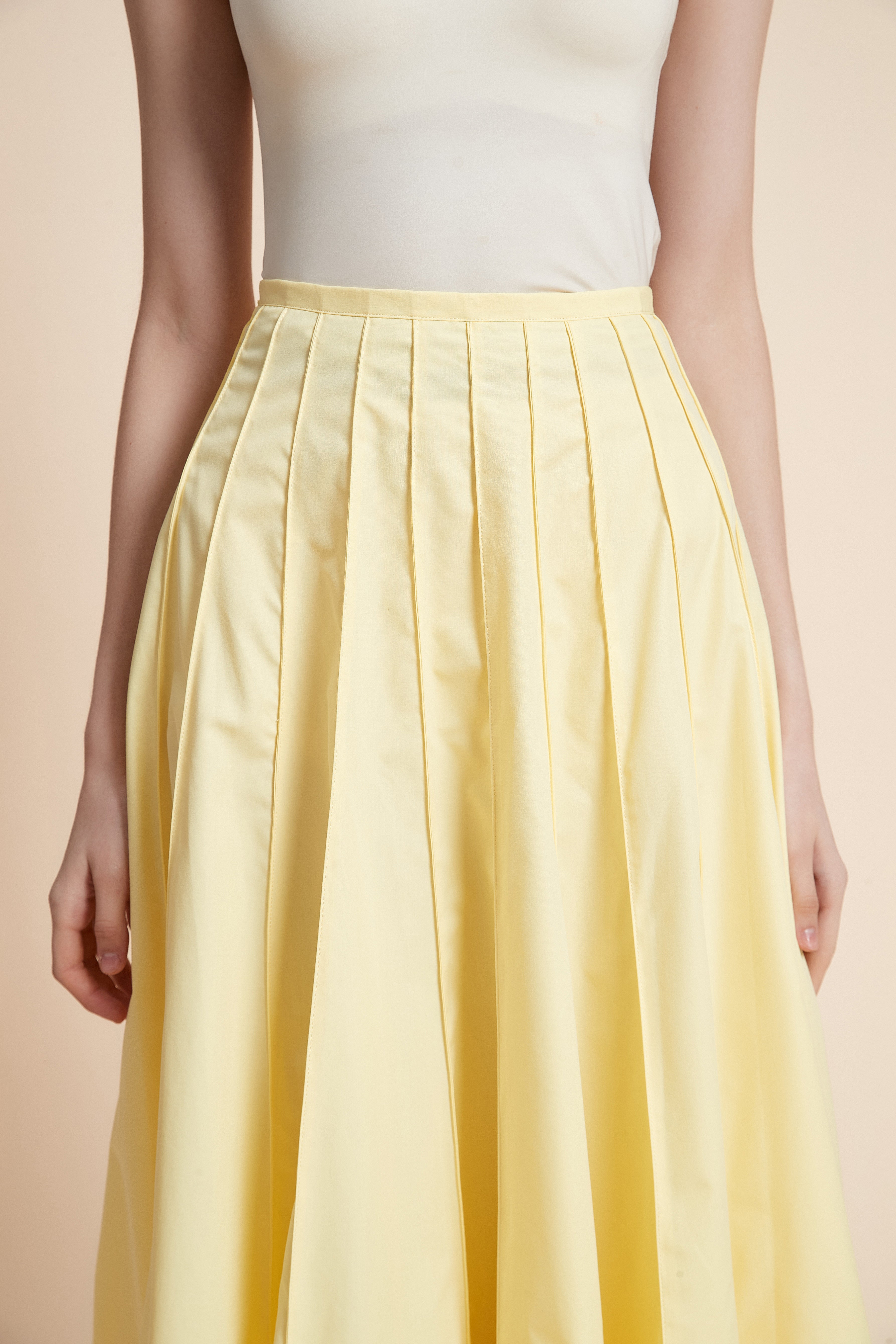 تنورة ميدي سادة