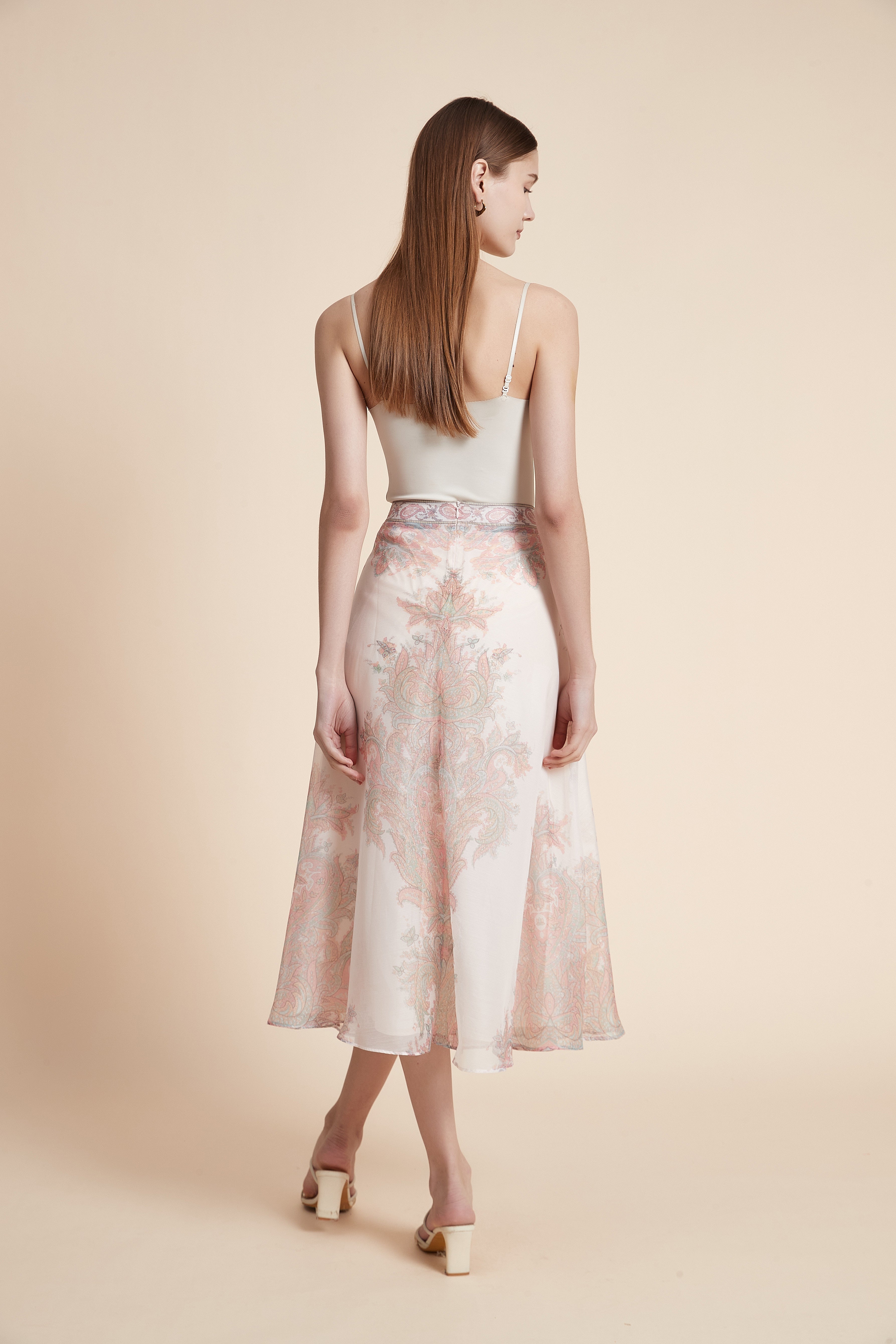 تنورة ميدي مطبوعة