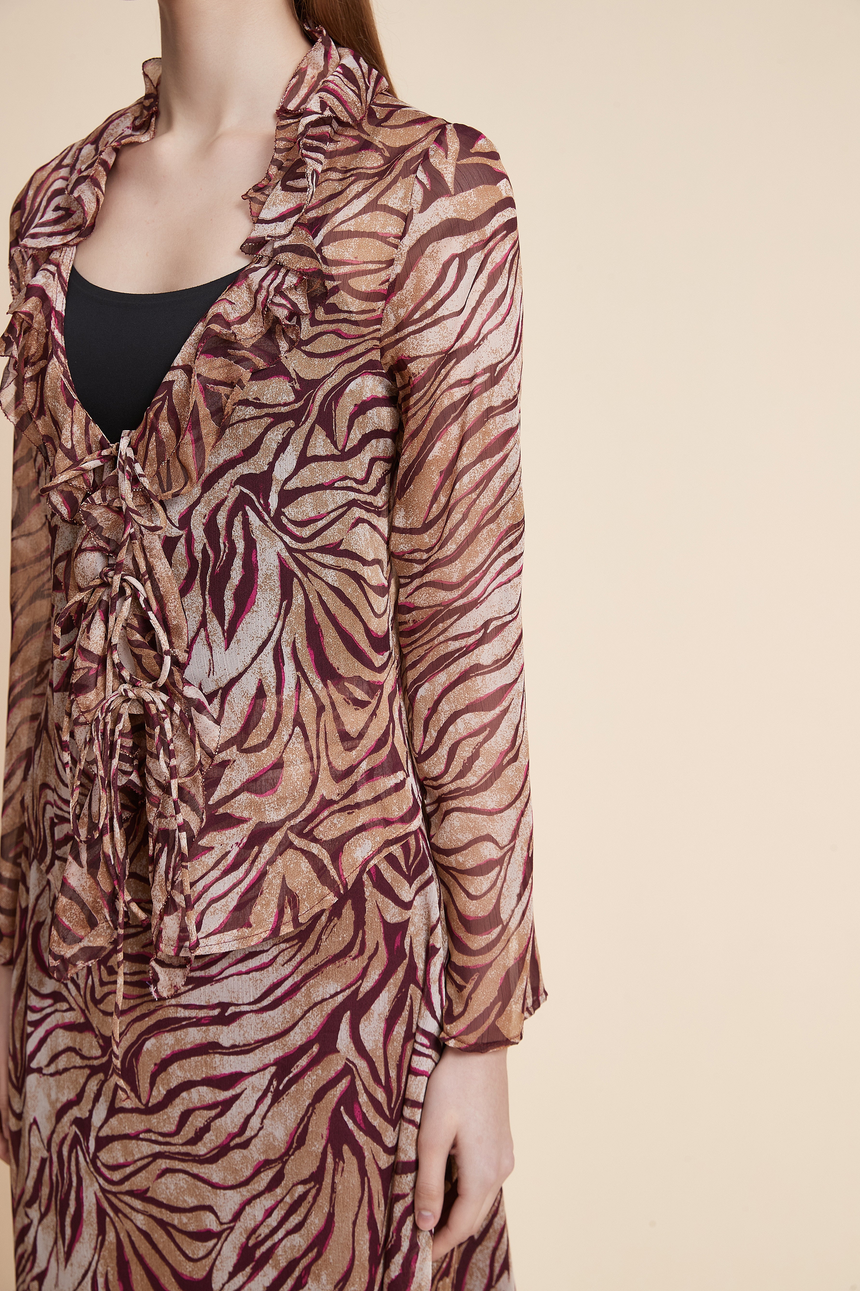 Long Sleeve Printed Blouse with Neckline