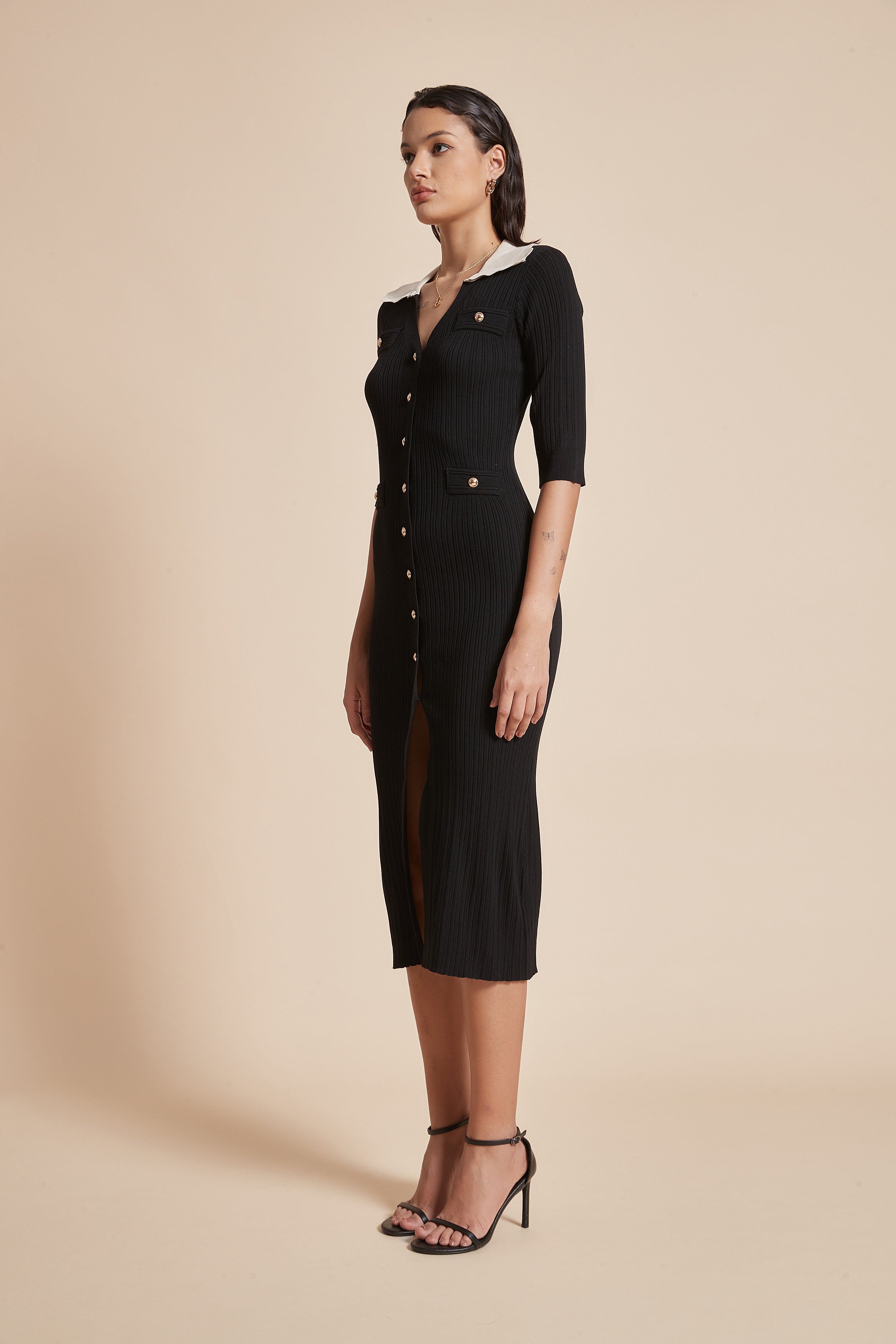 Midi Dress With Half Sleeves And Front Buttons