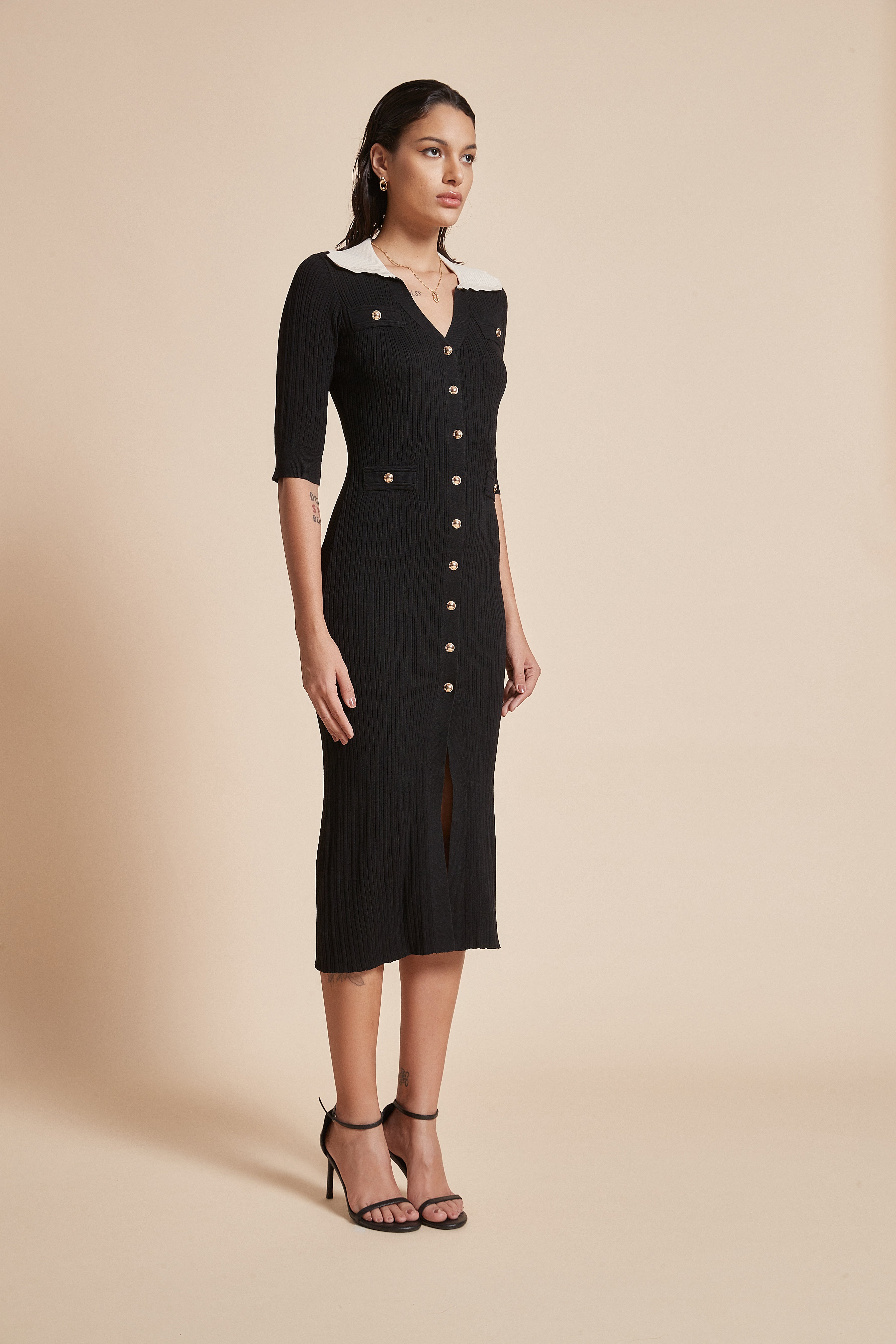Midi Dress With Half Sleeves And Front Buttons