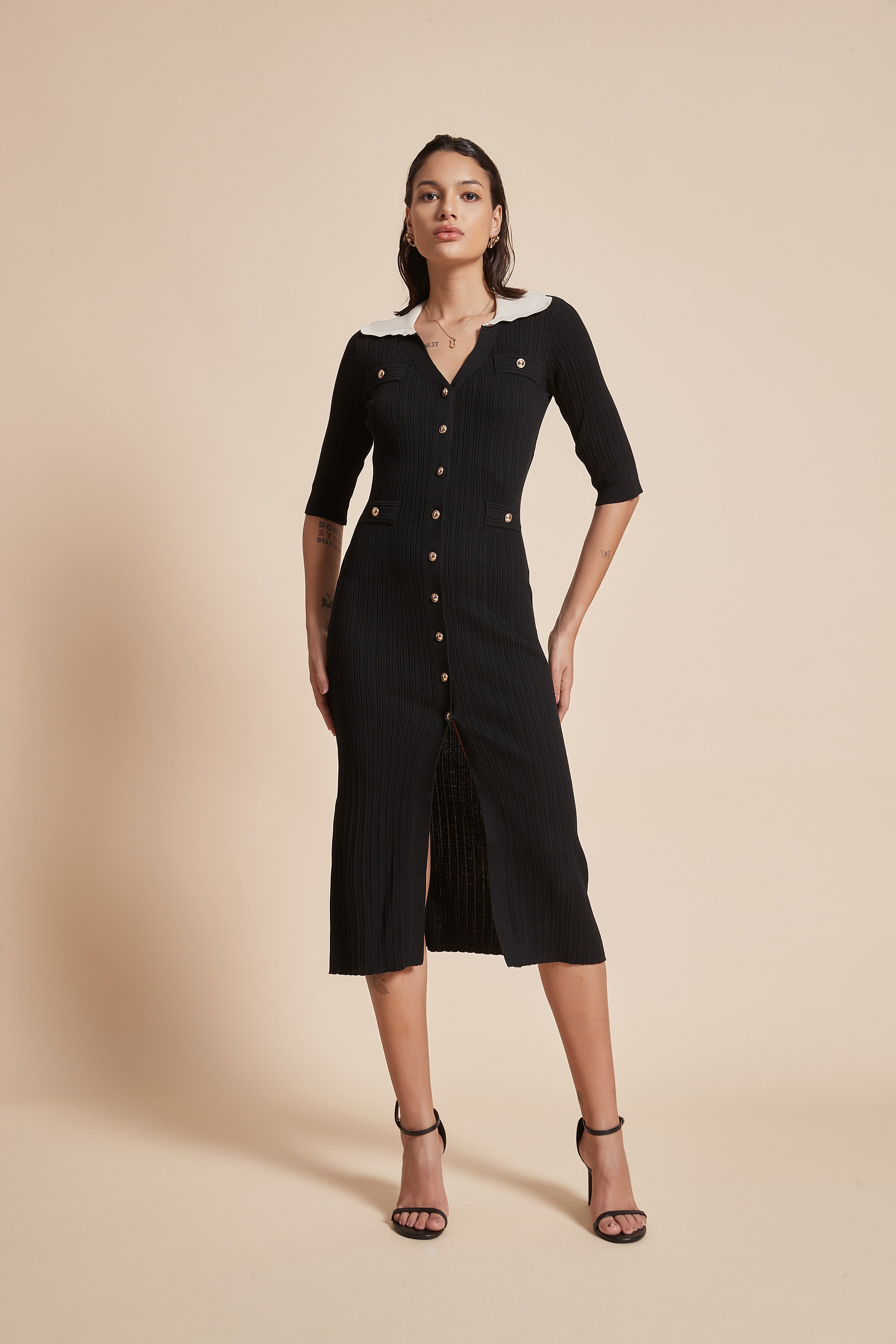 Midi Dress With Half Sleeves And Front Buttons