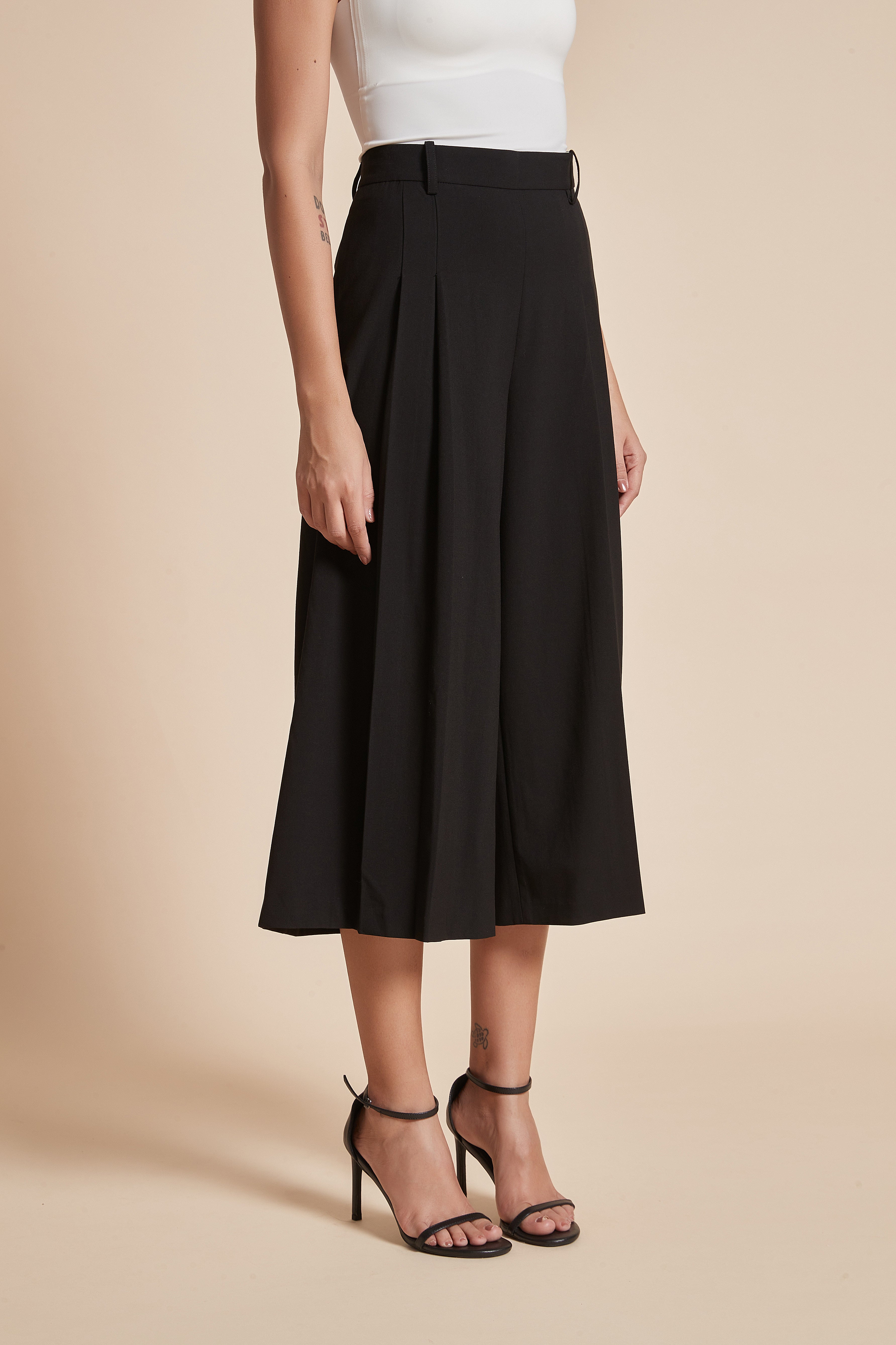 Yola Wide Midi Pants