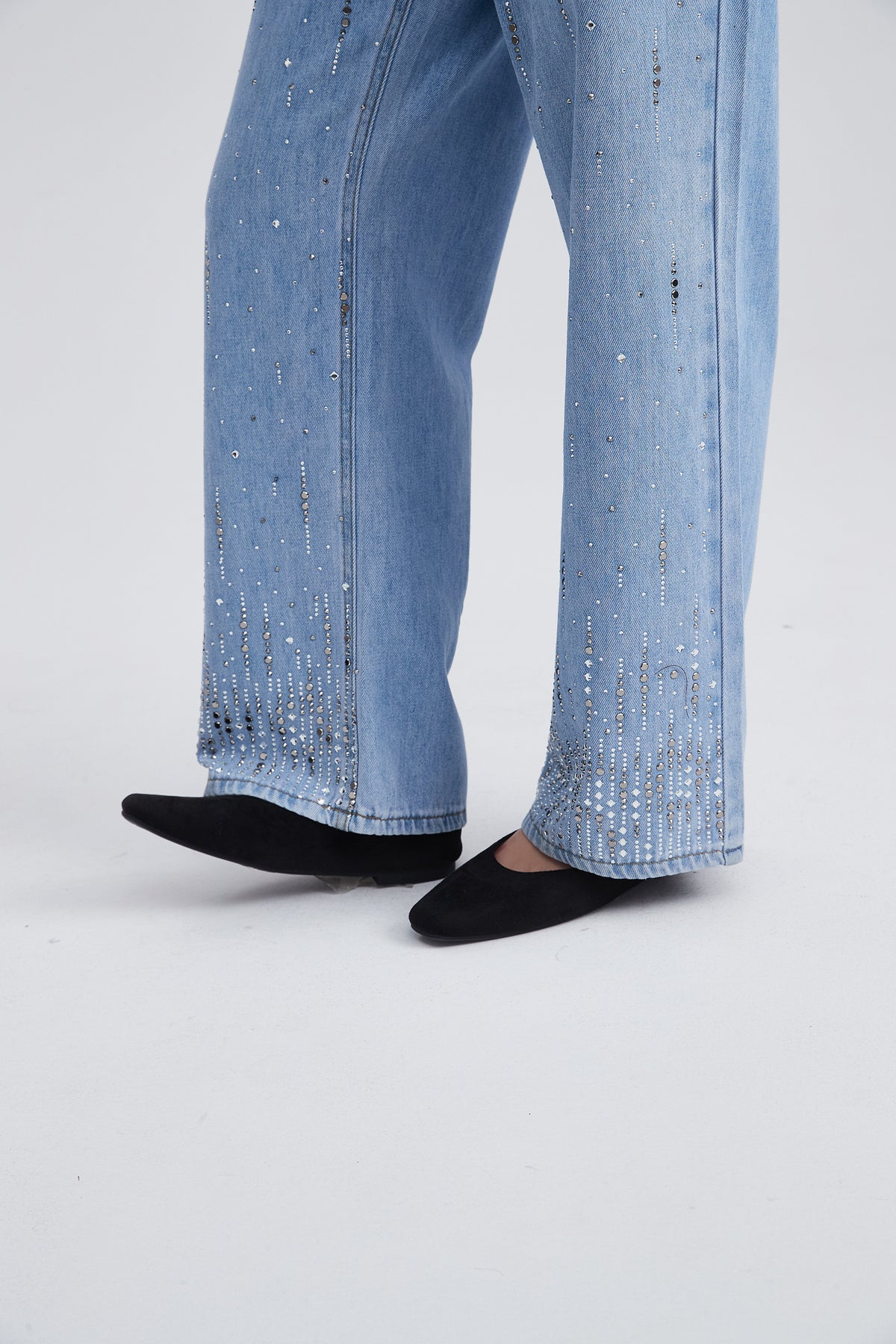 Wide-Leg Long Trousers