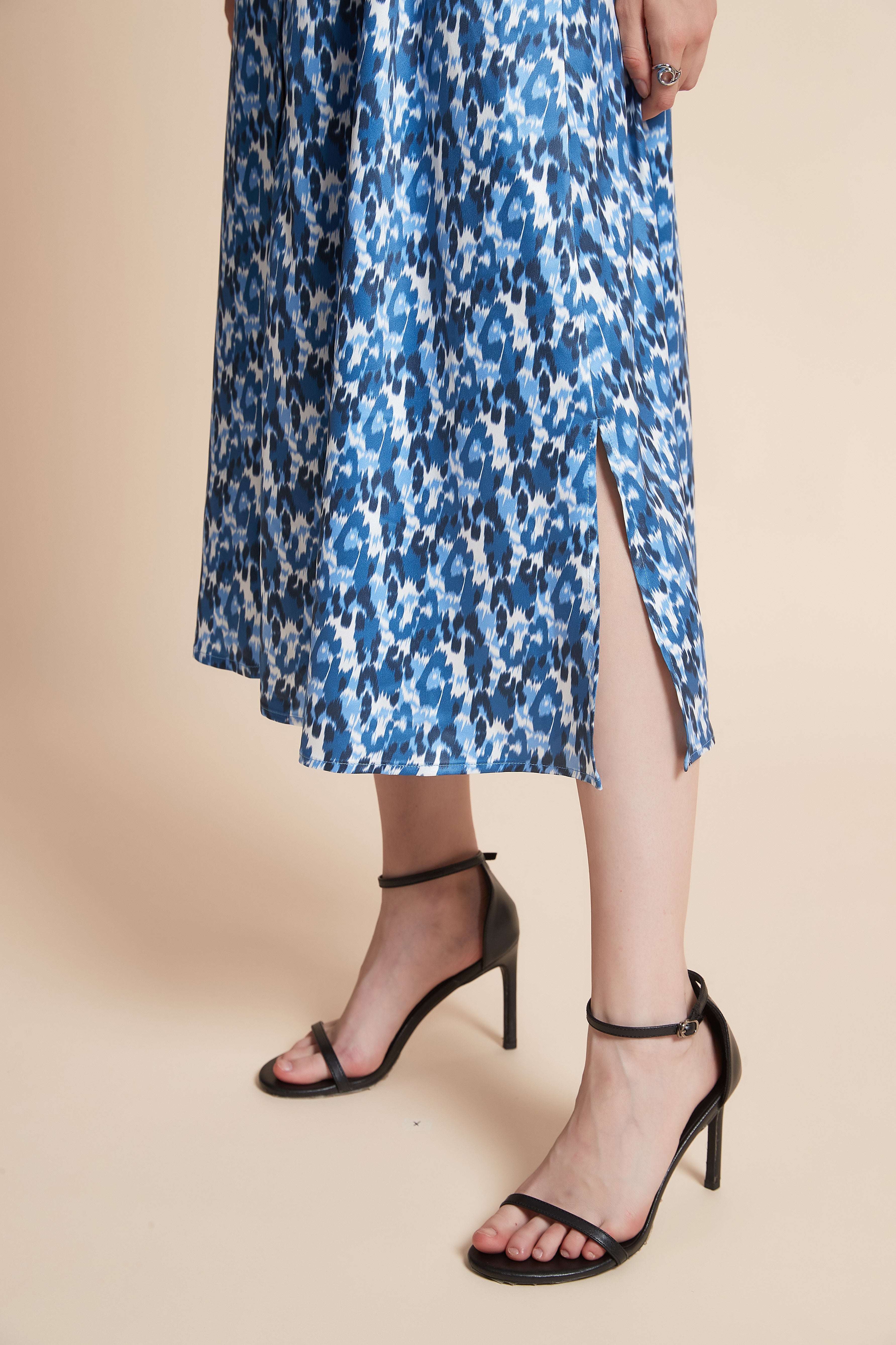 Patterned Long-Sleeved Midi Dress With Front Buttons