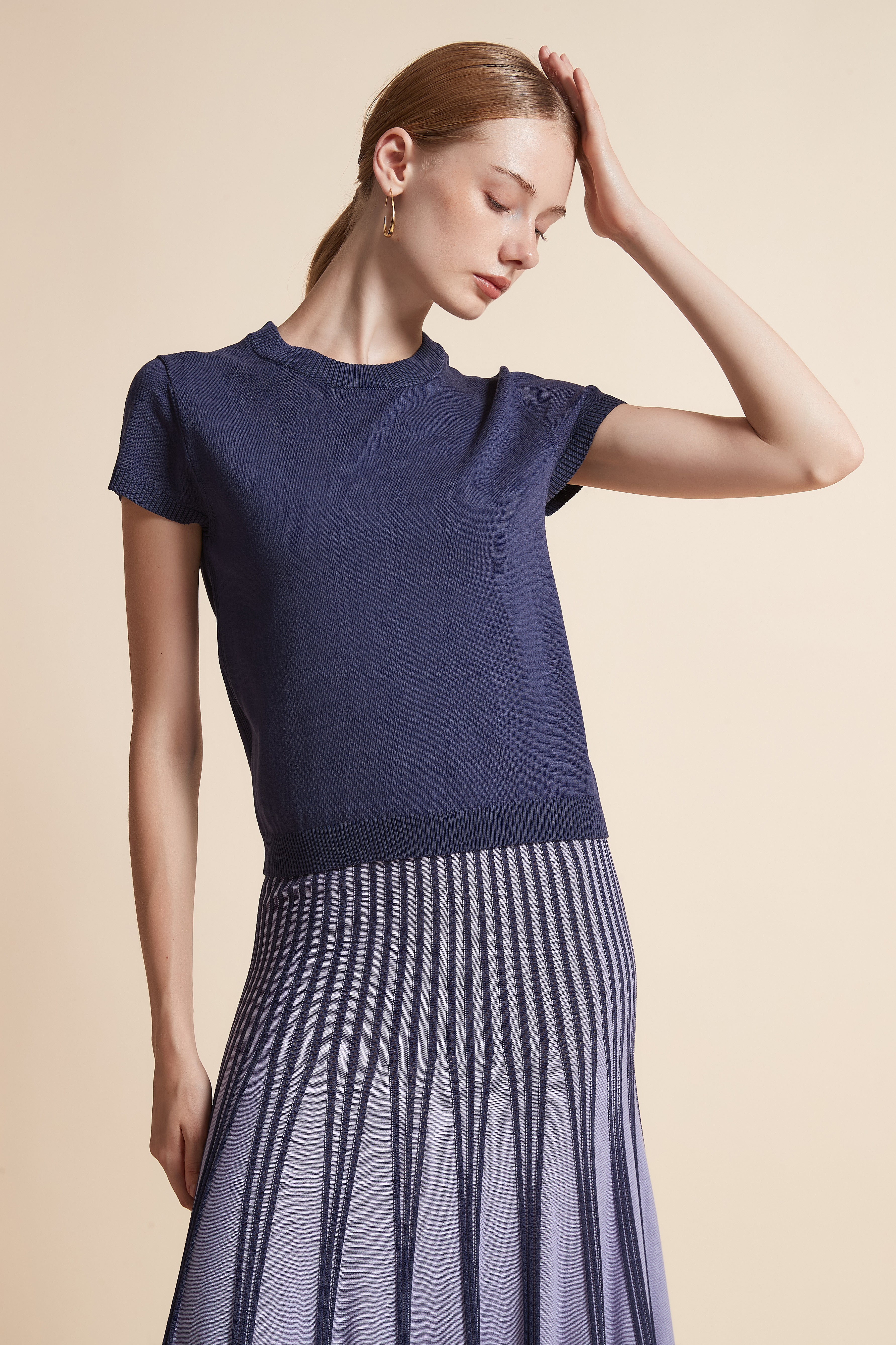 توب منسوج سادة نص كم