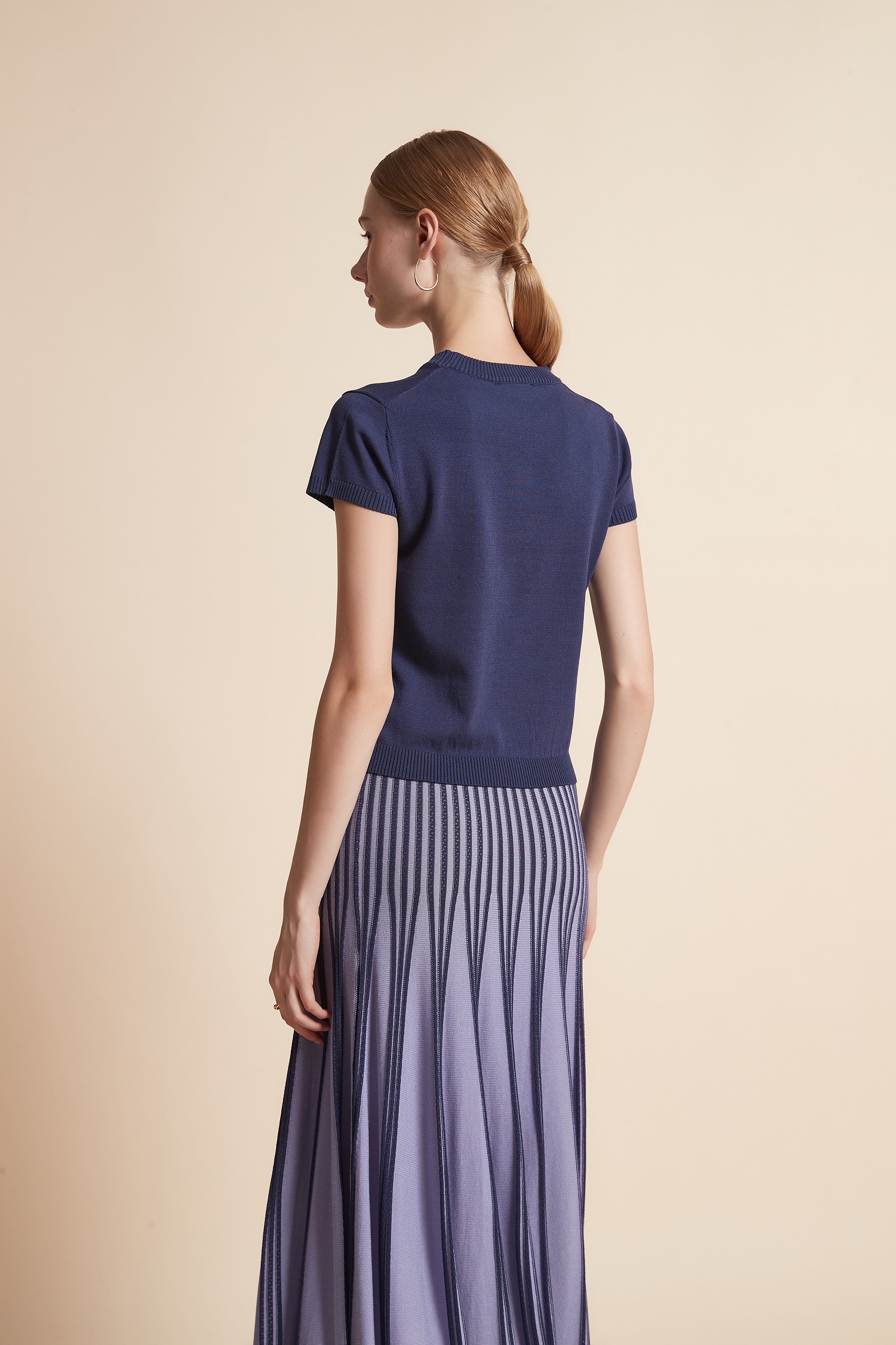 توب منسوج سادة نص كم