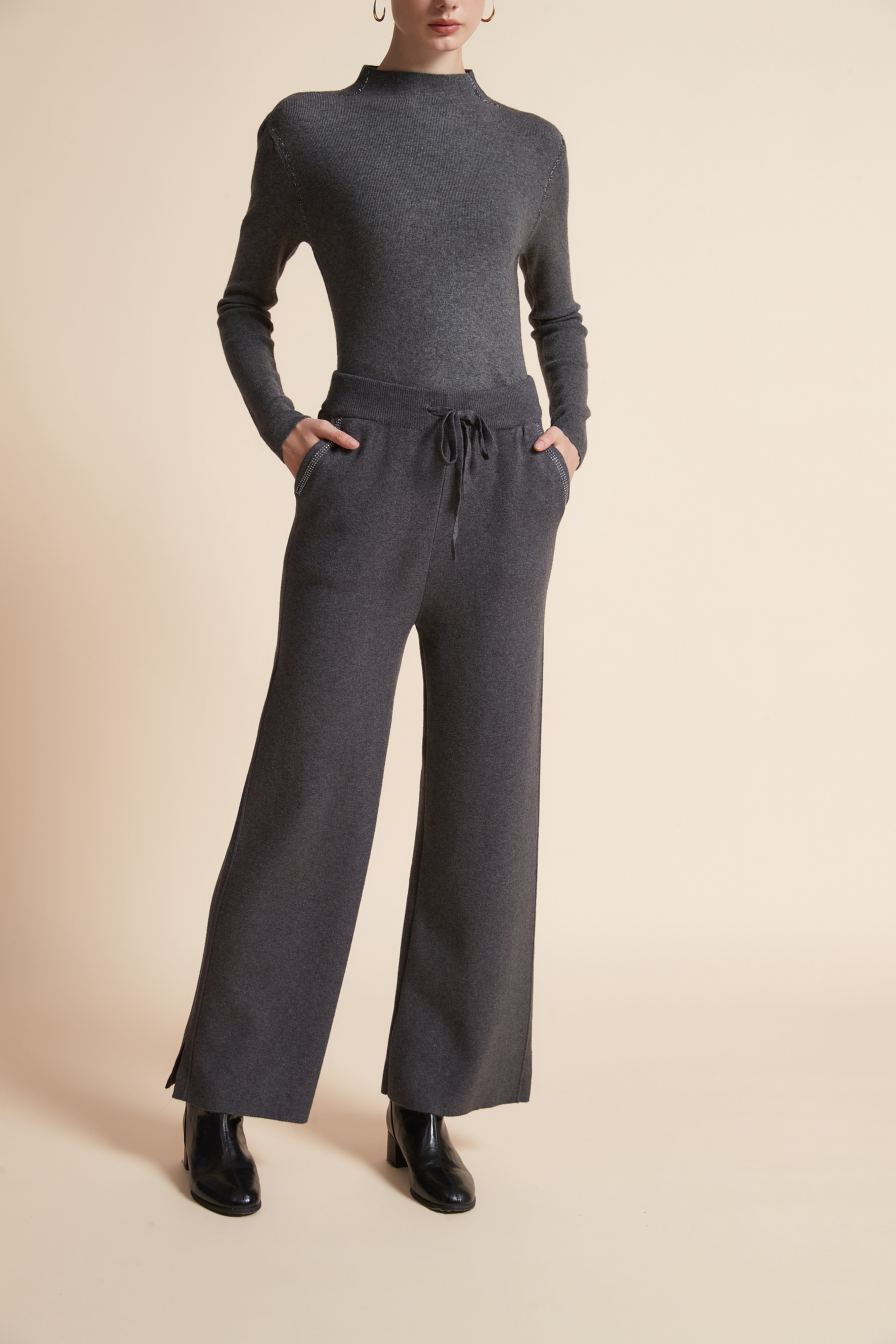 Wide-Leg Drawstring Pants