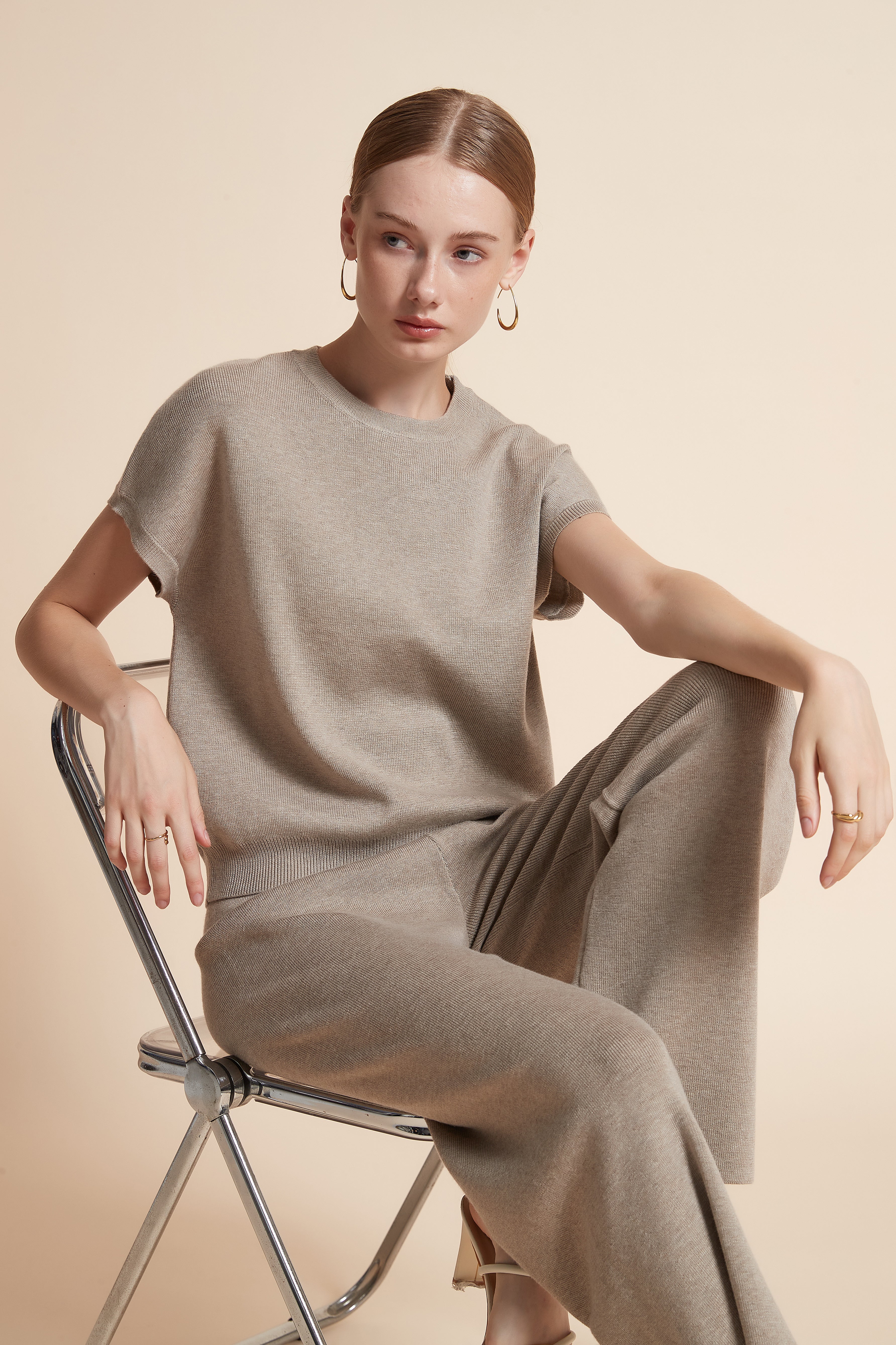 توب سادة منسوج واسع نص كم